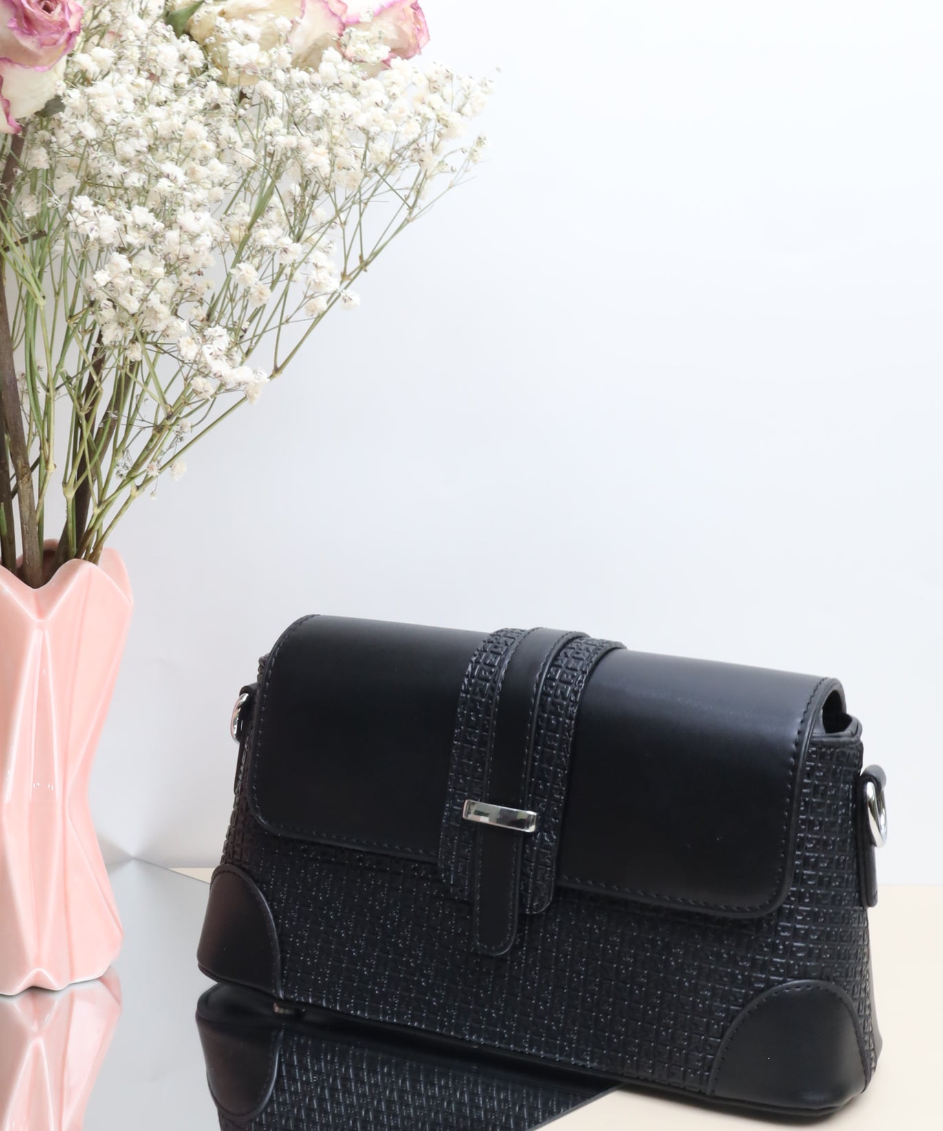 D135 حقيبة نسائية