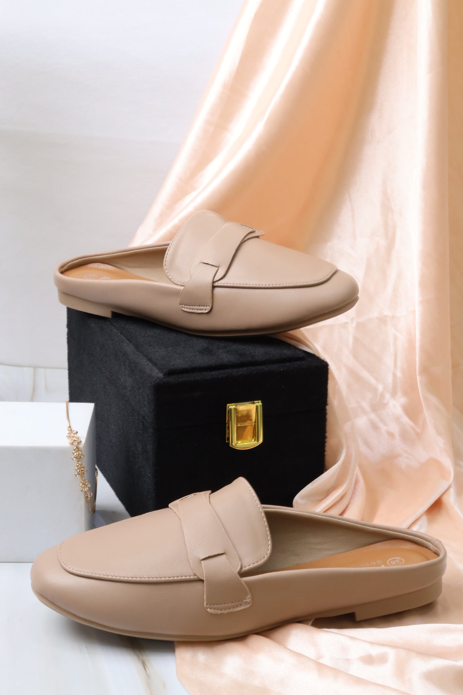 حذاء كاجول نسائي 55012