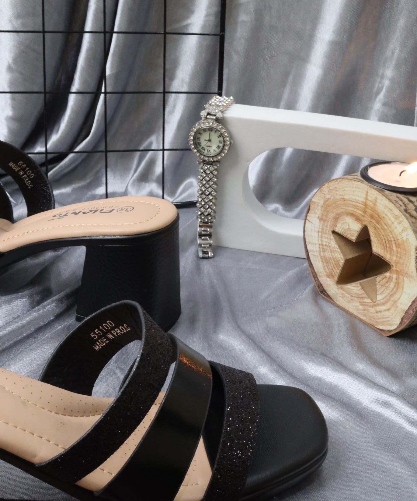 Women's wide-heeled sandal 55100 