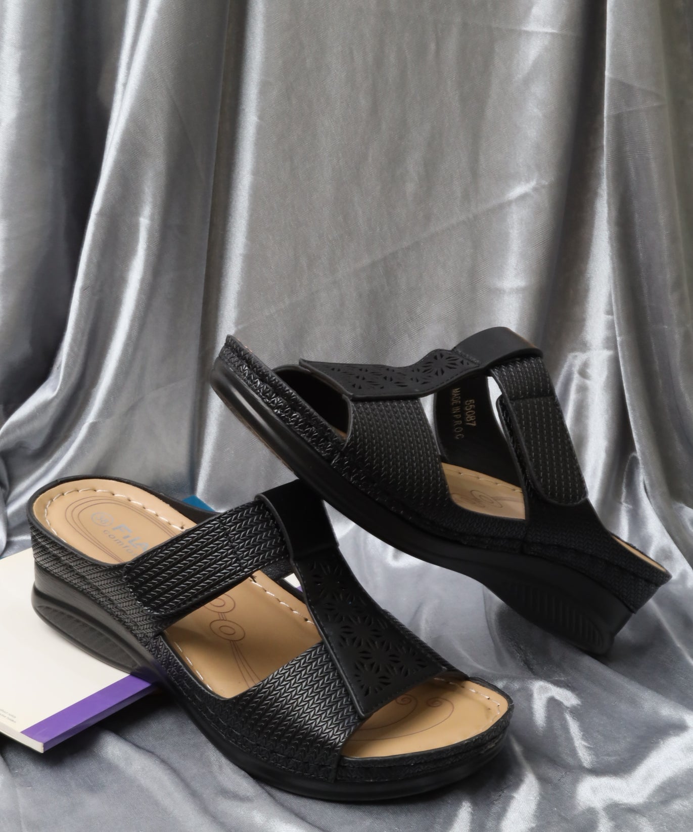 صندل نسائي بكعب عريض 55087