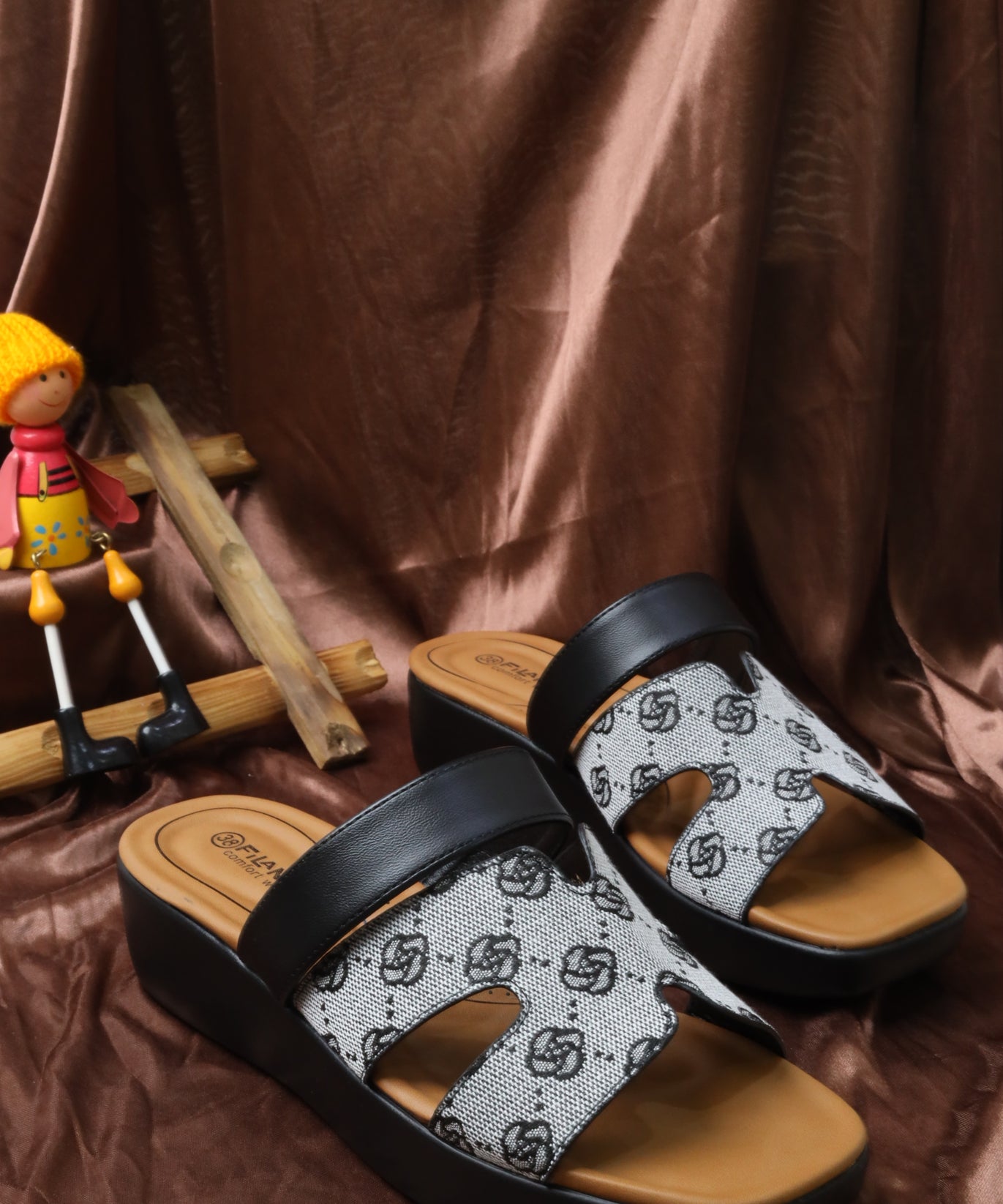 Women's flat sandal 55094 