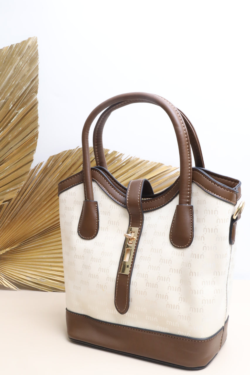 A203818 حقيبة نسائية