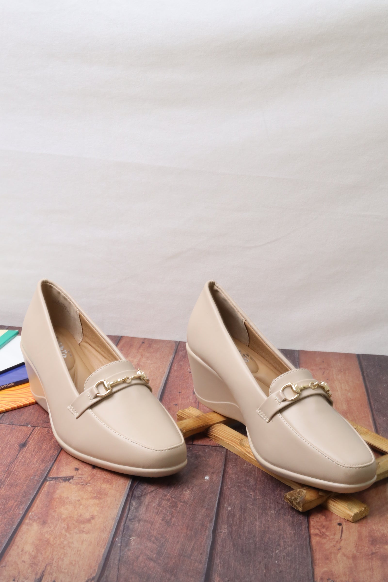 حذاء نسائي 55001