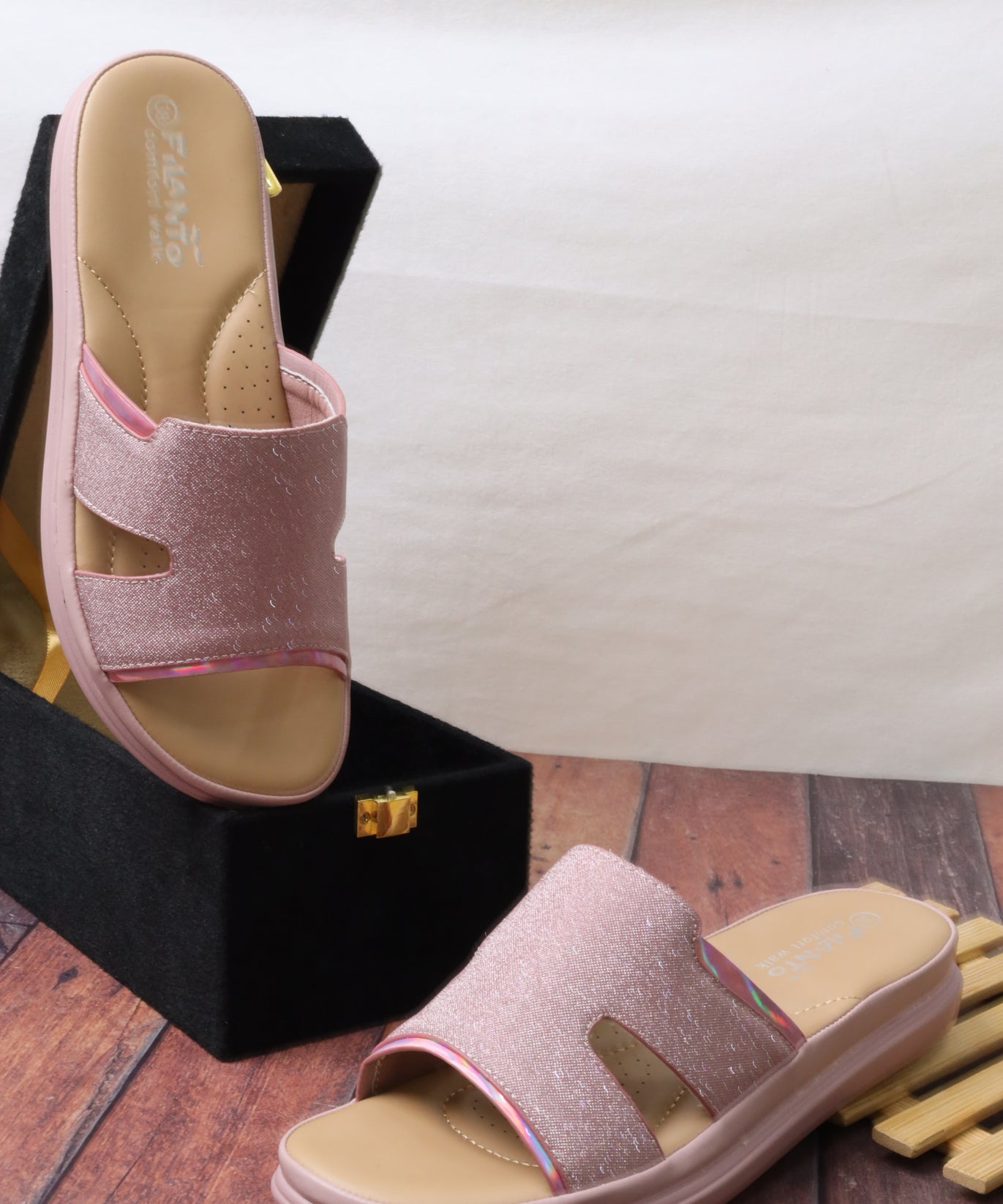 صندل نسائي فلات 55075