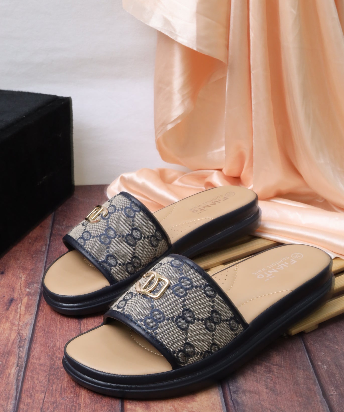 Women's flat sandal 55079 