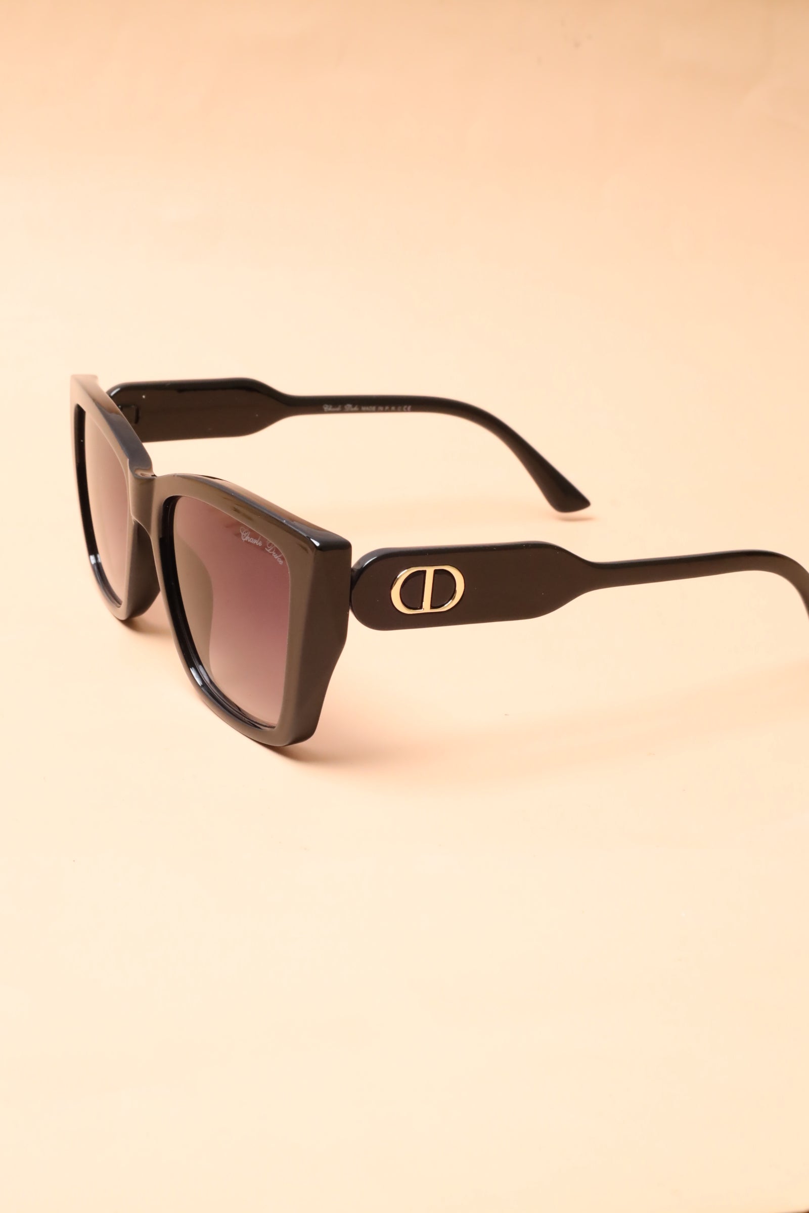 نظارات نسائية 909