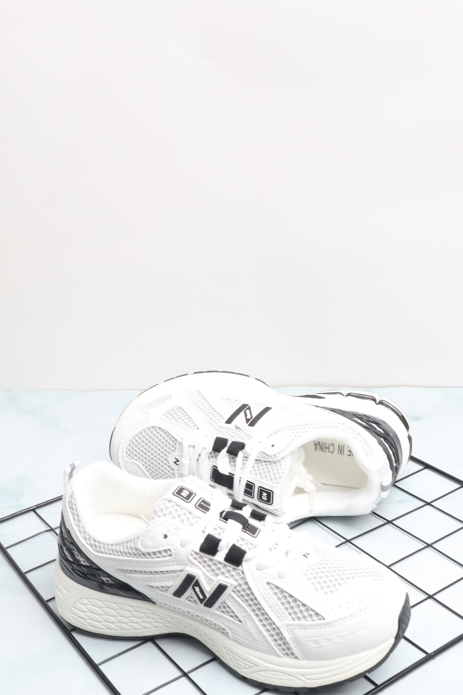 حذاء رياضي نسائي 390548