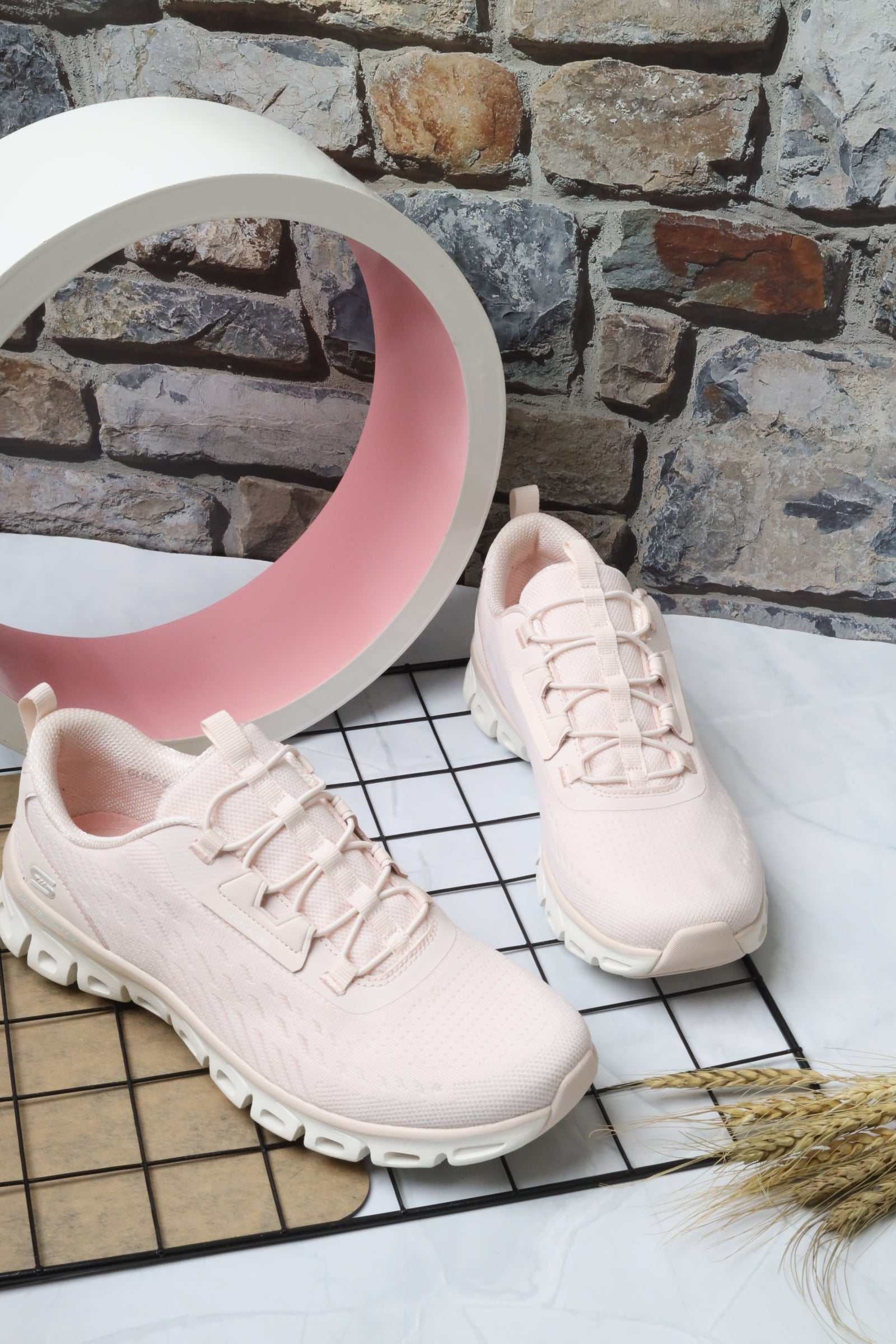 سكيتشرز رجالي جلايد ستيب 104561