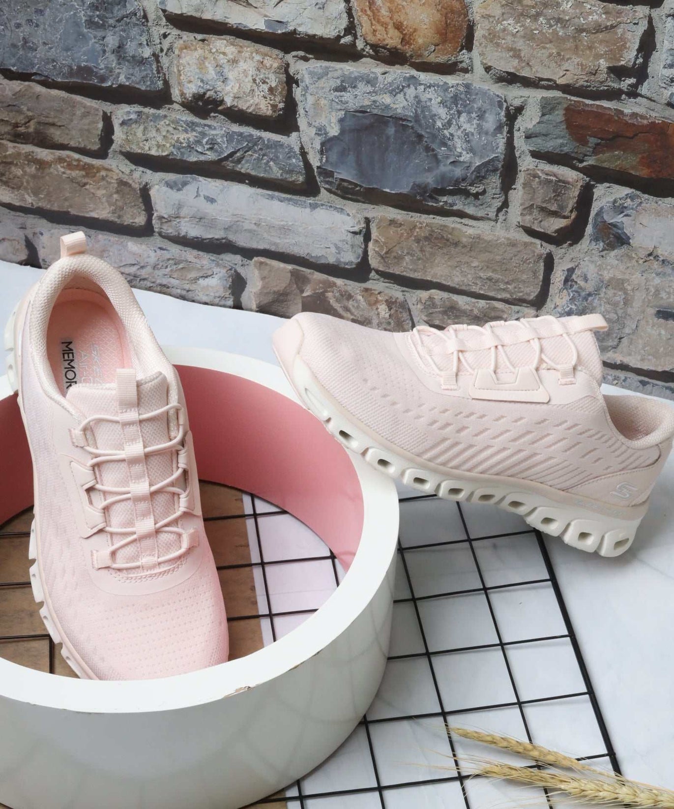 سكيتشرز رجالي جلايد ستيب 104561