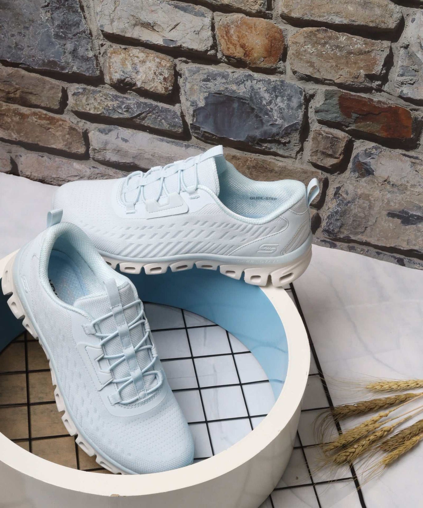 سكيتشرز رجالي جلايد ستيب 104561