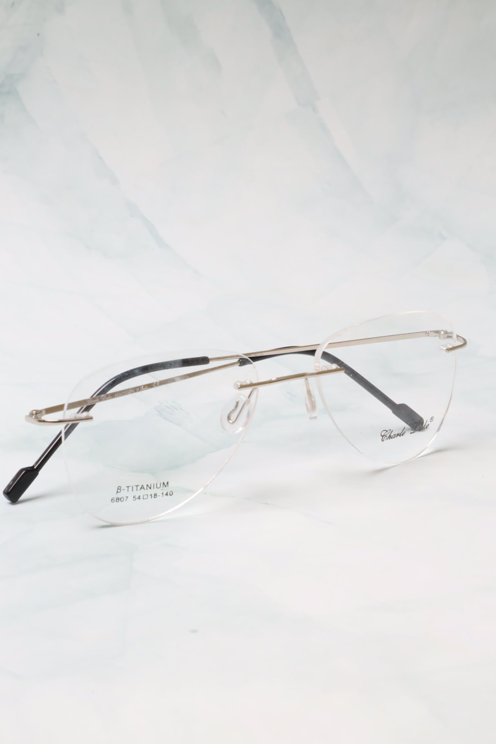 نظارات شفافة 400