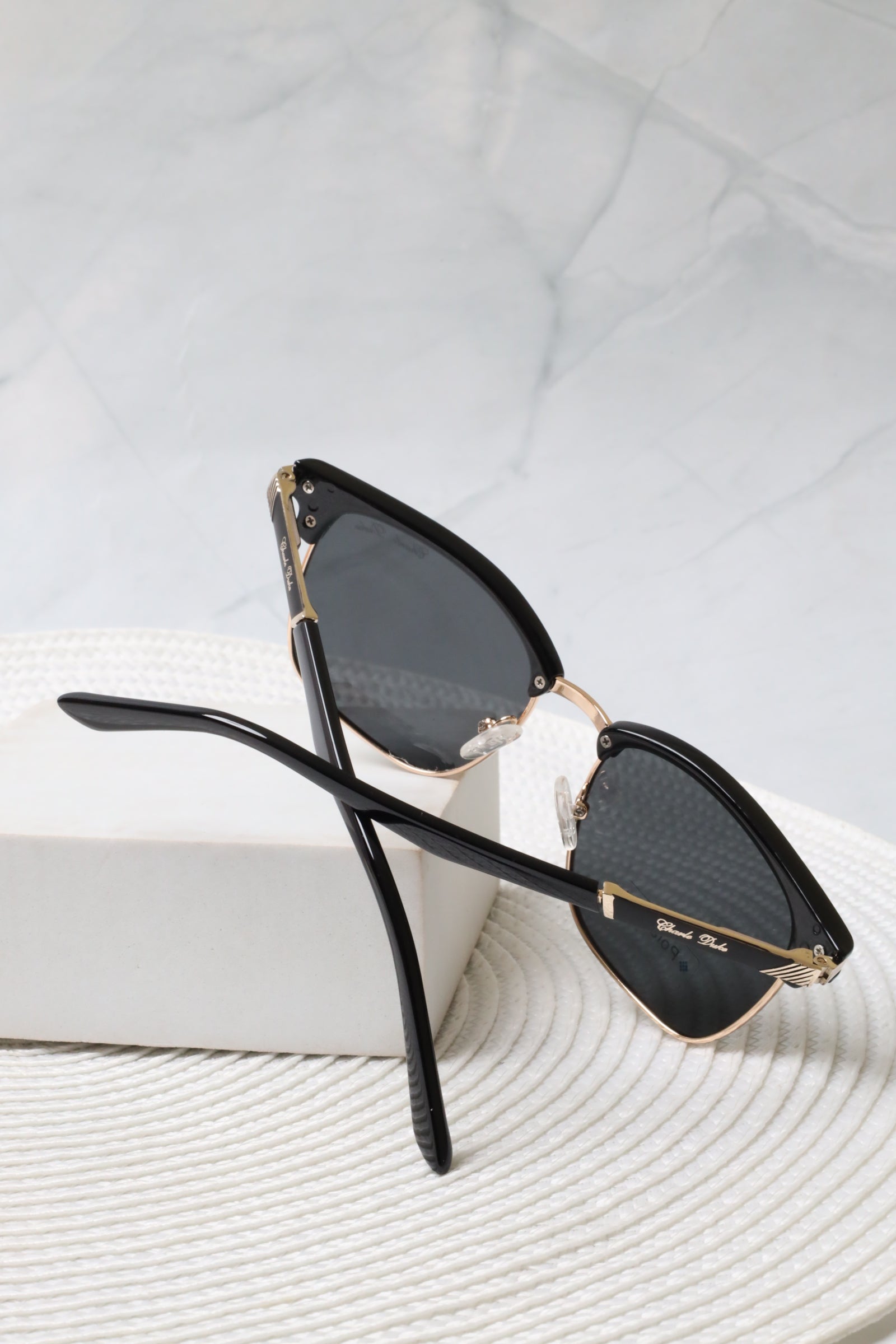 نظارات نسائية 111