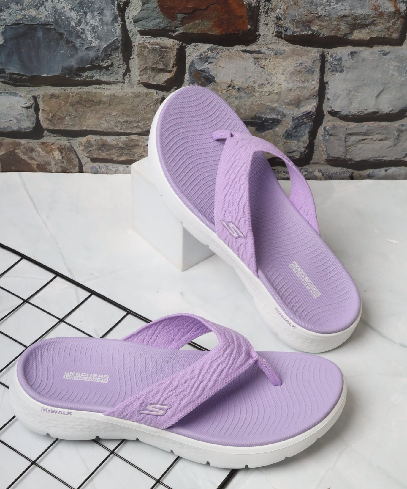 سكيتشرز نسائي جو ووك فليكس 141404