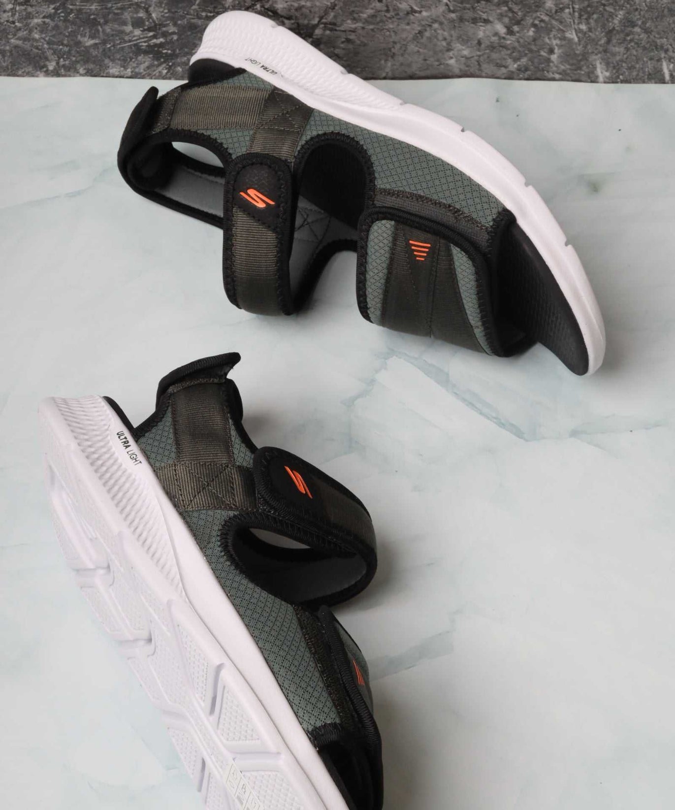 سكيتشرز رجالي جو كونستانت 229098