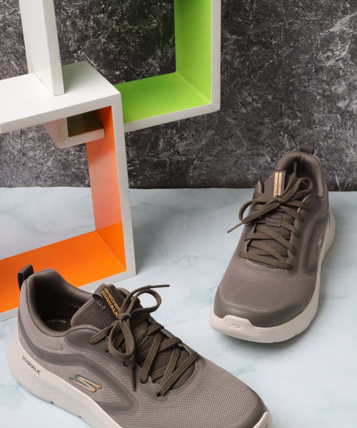 سكيتشرز رجالي جو ووك فليكس 216508