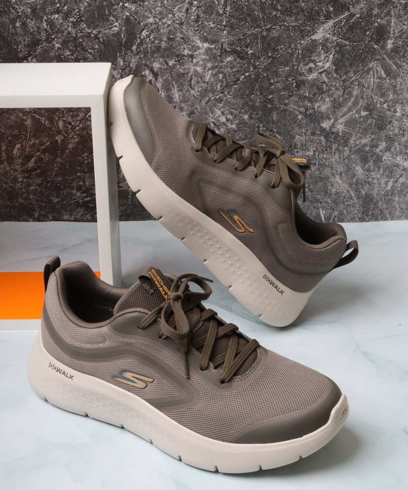 سكيتشرز رجالي جو ووك فليكس 216508