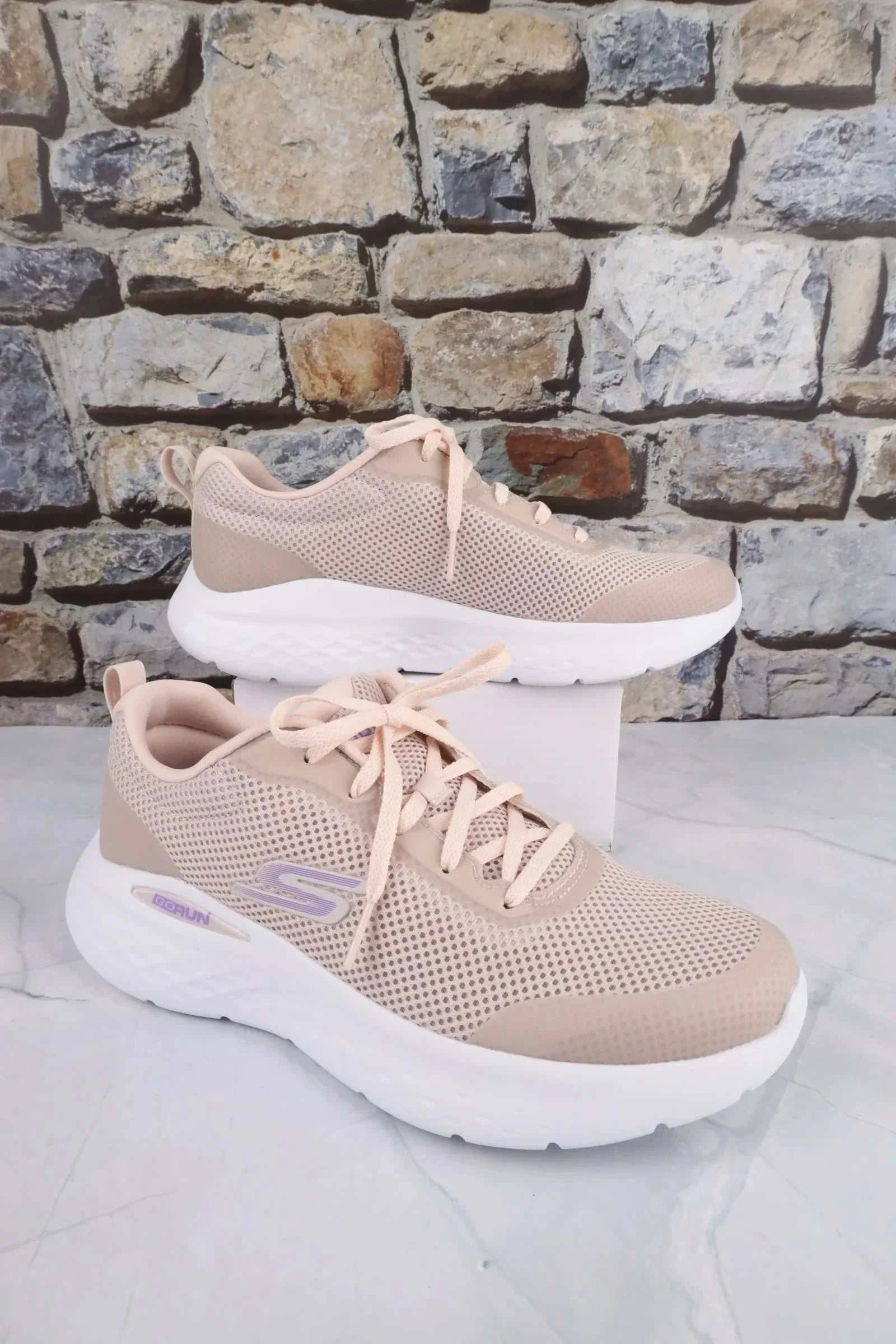 سكيتشرز نسائي جو رن لايت 129426