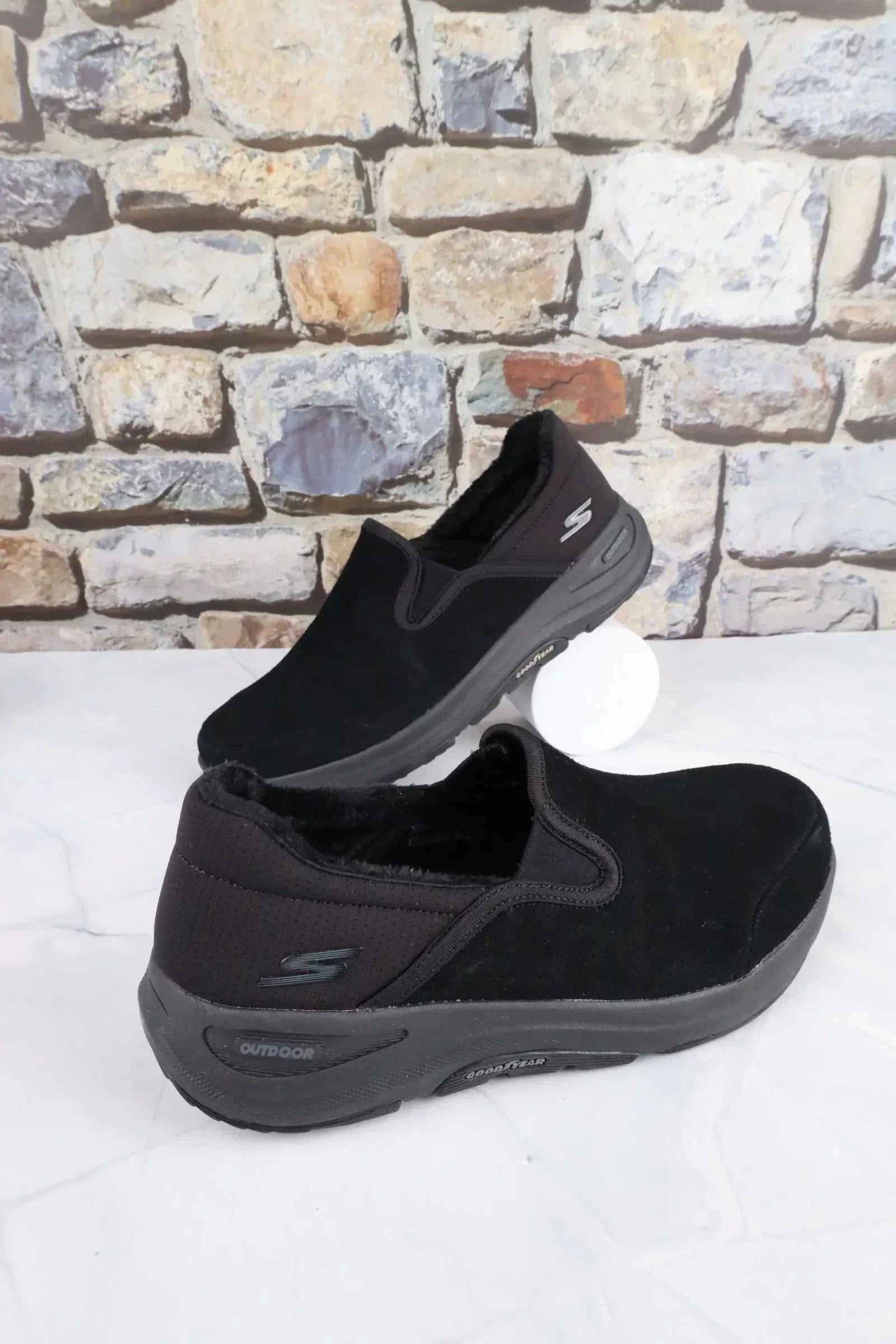 سكيتشرز نسائي جو ووك آوتدور 124444