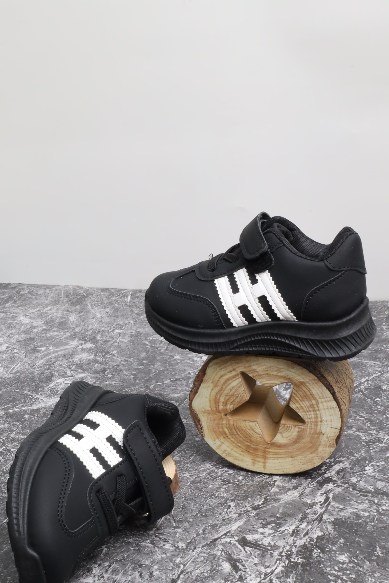 حذاء أطفالي 15262