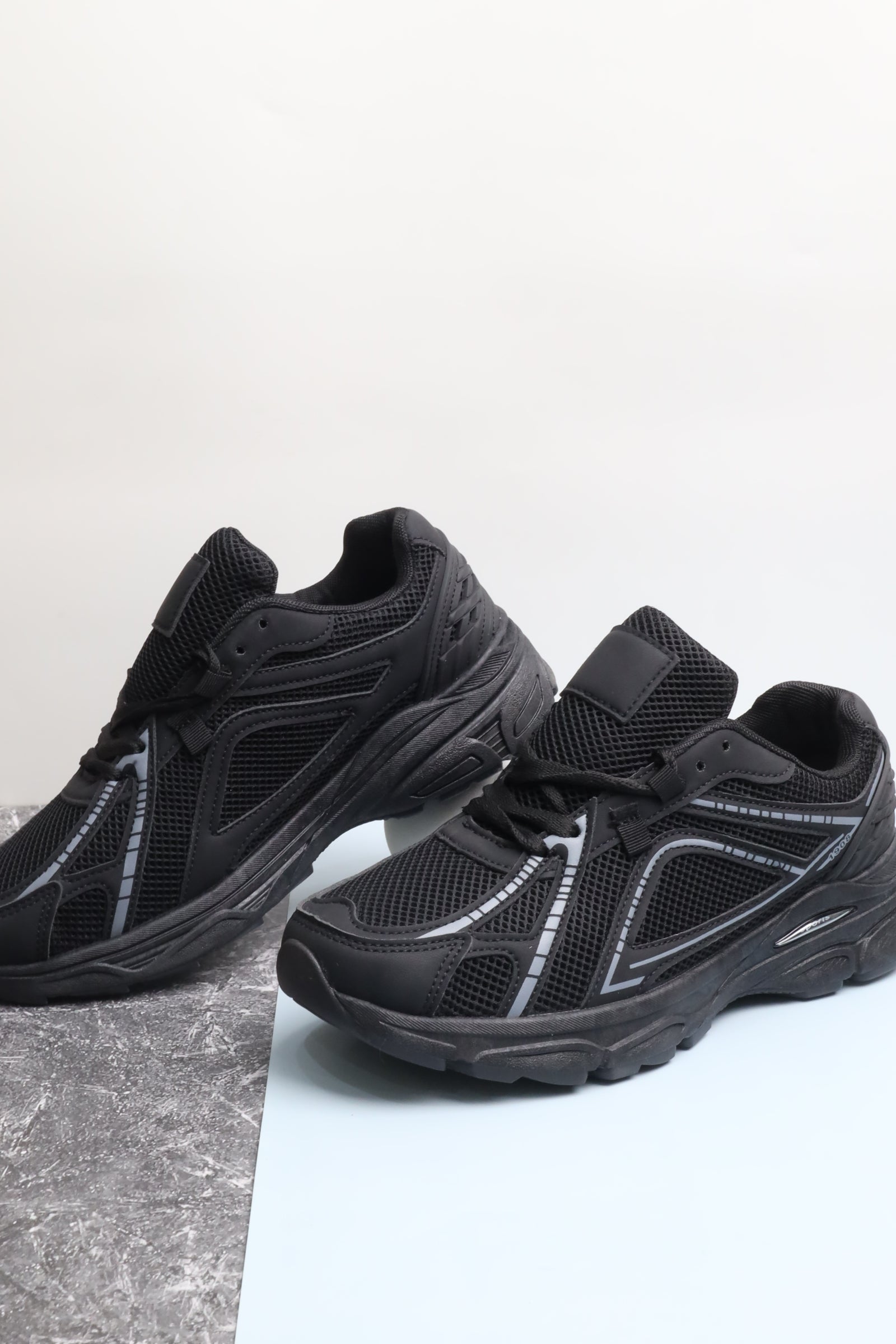 حذاء رياضي رجالي 15329