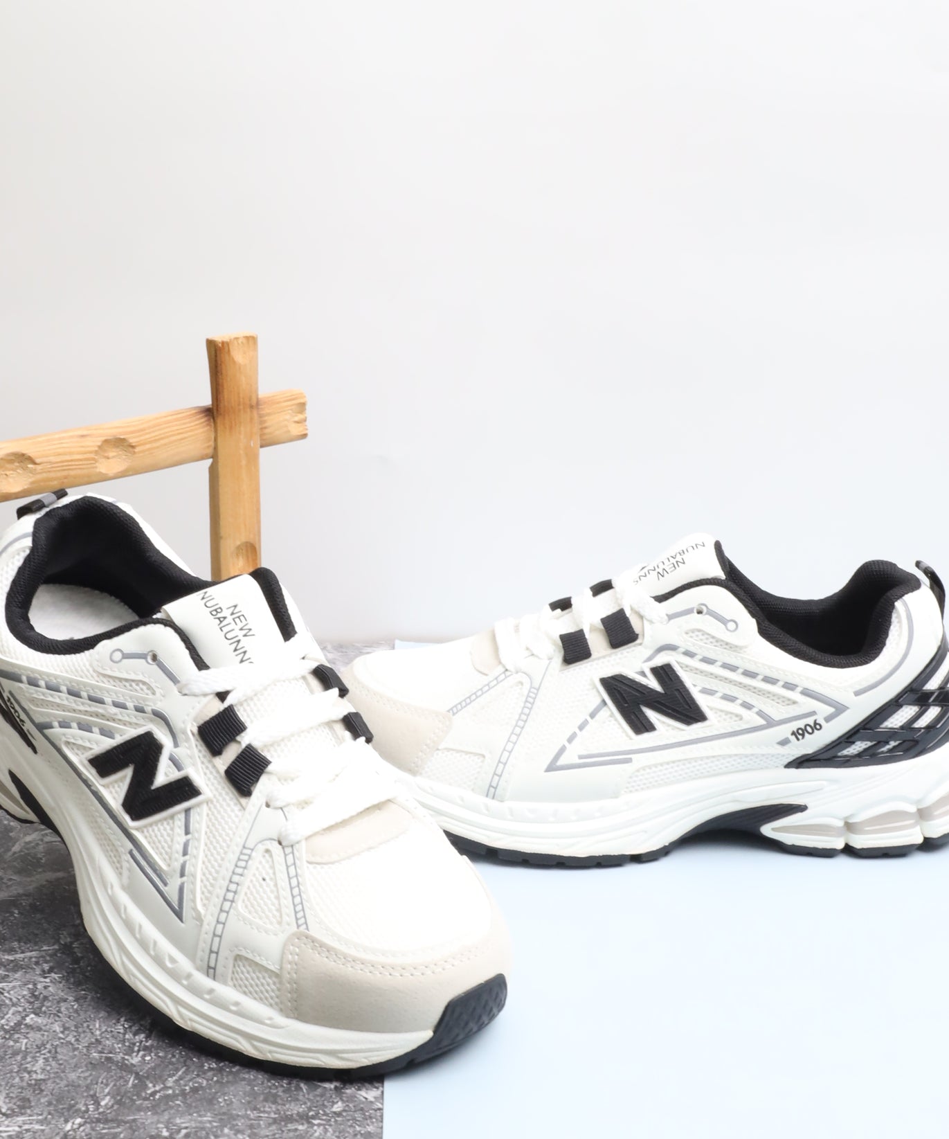 حذاء رياضي نسائي 390544