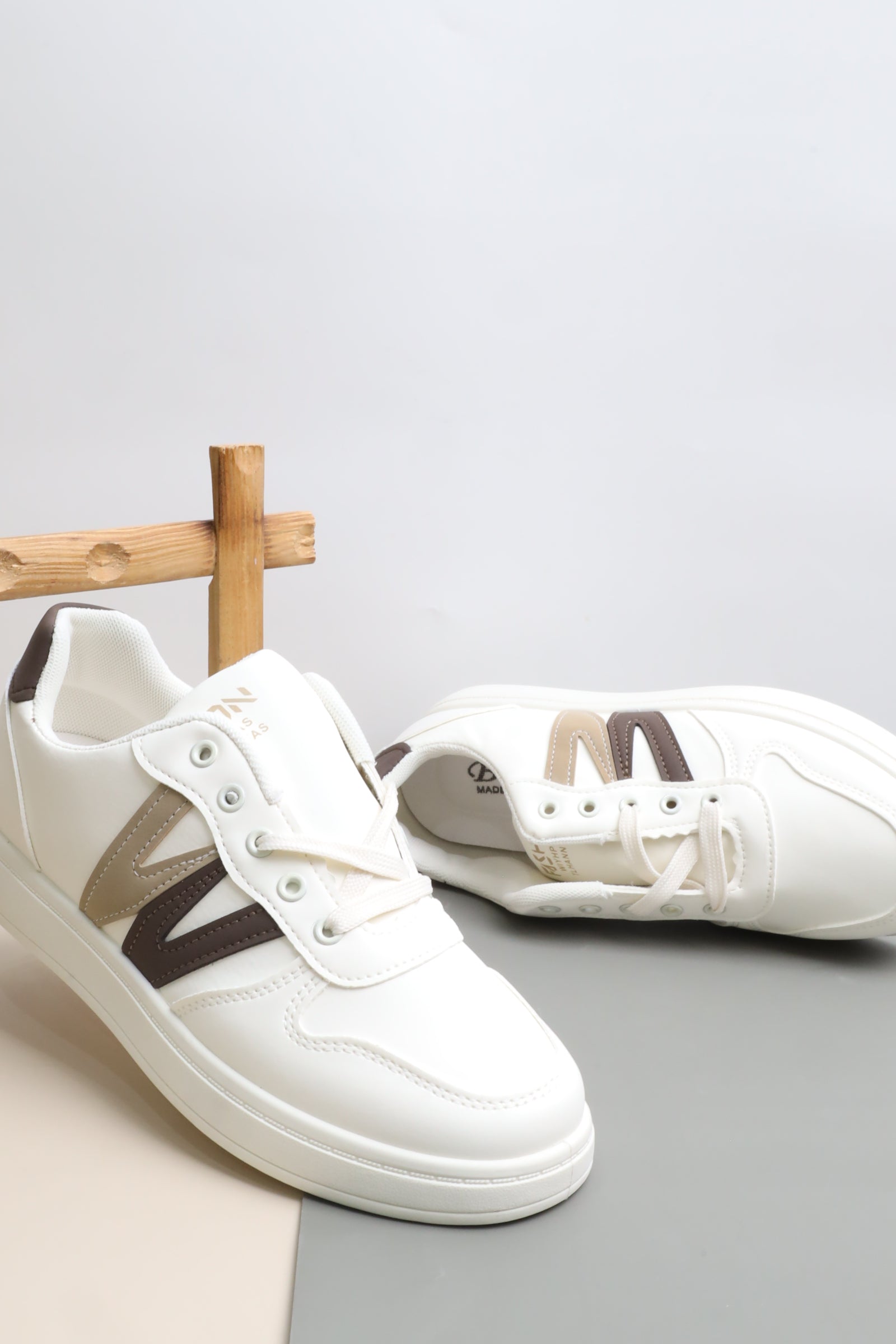 حذاء رياضي نسائي 89621