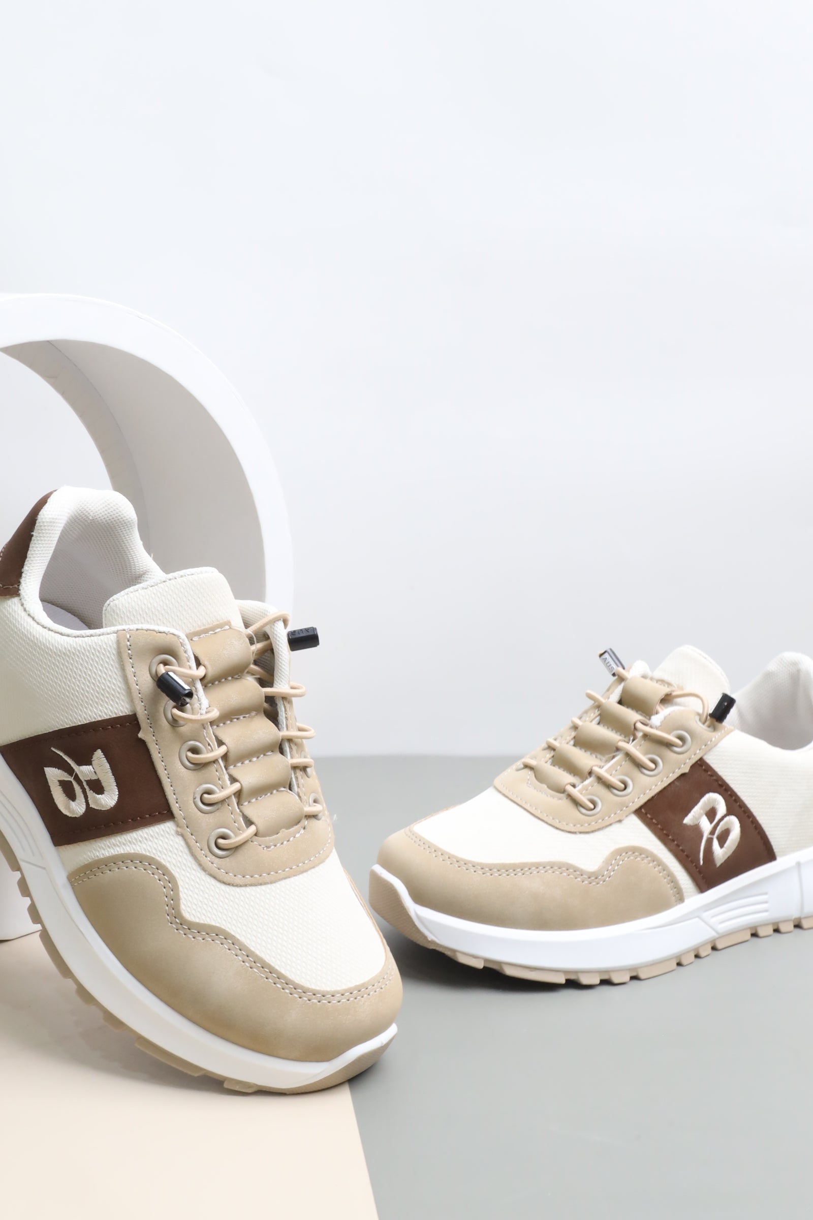 حذاء ولادي 338-528