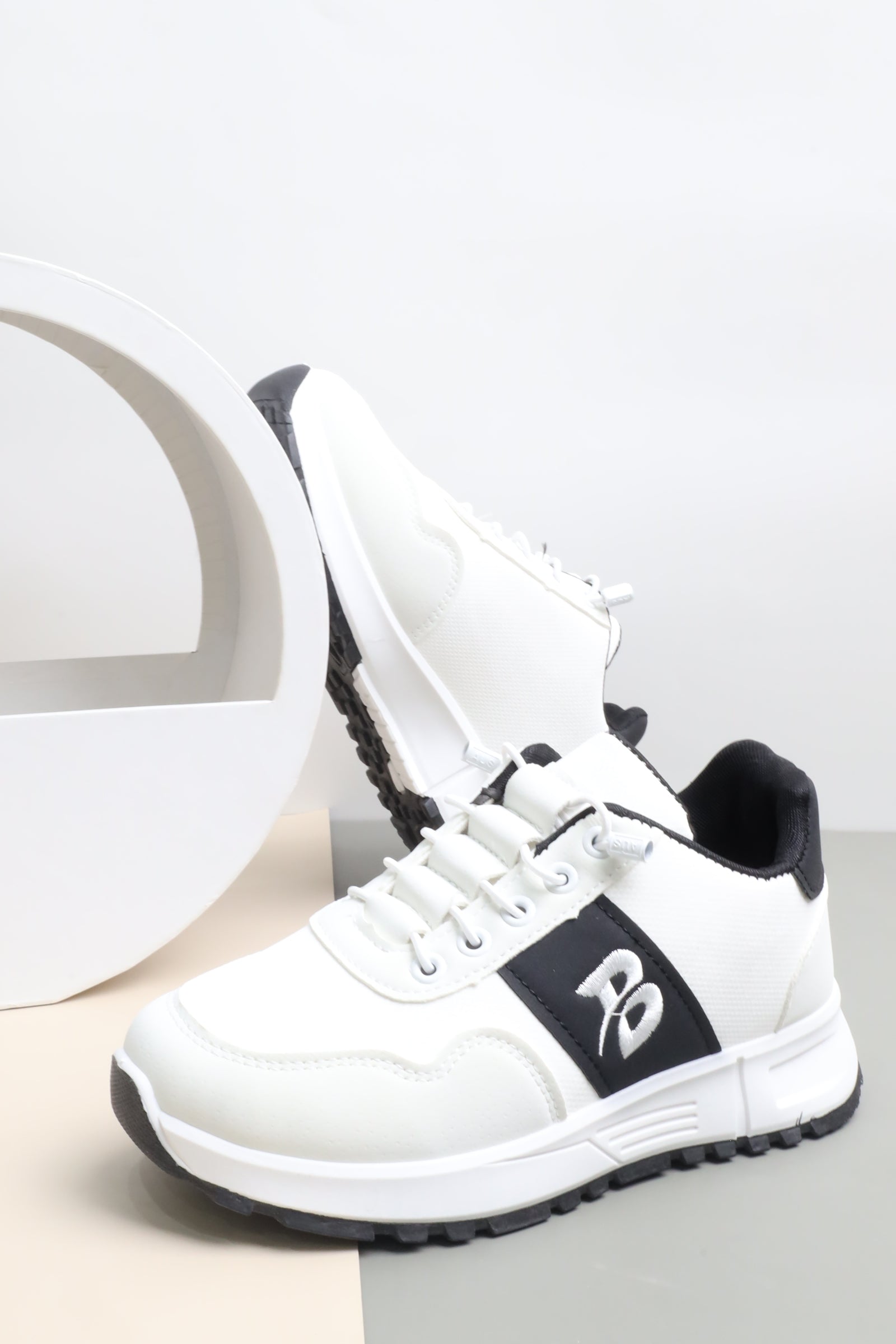 حذاء ولادي 338-528