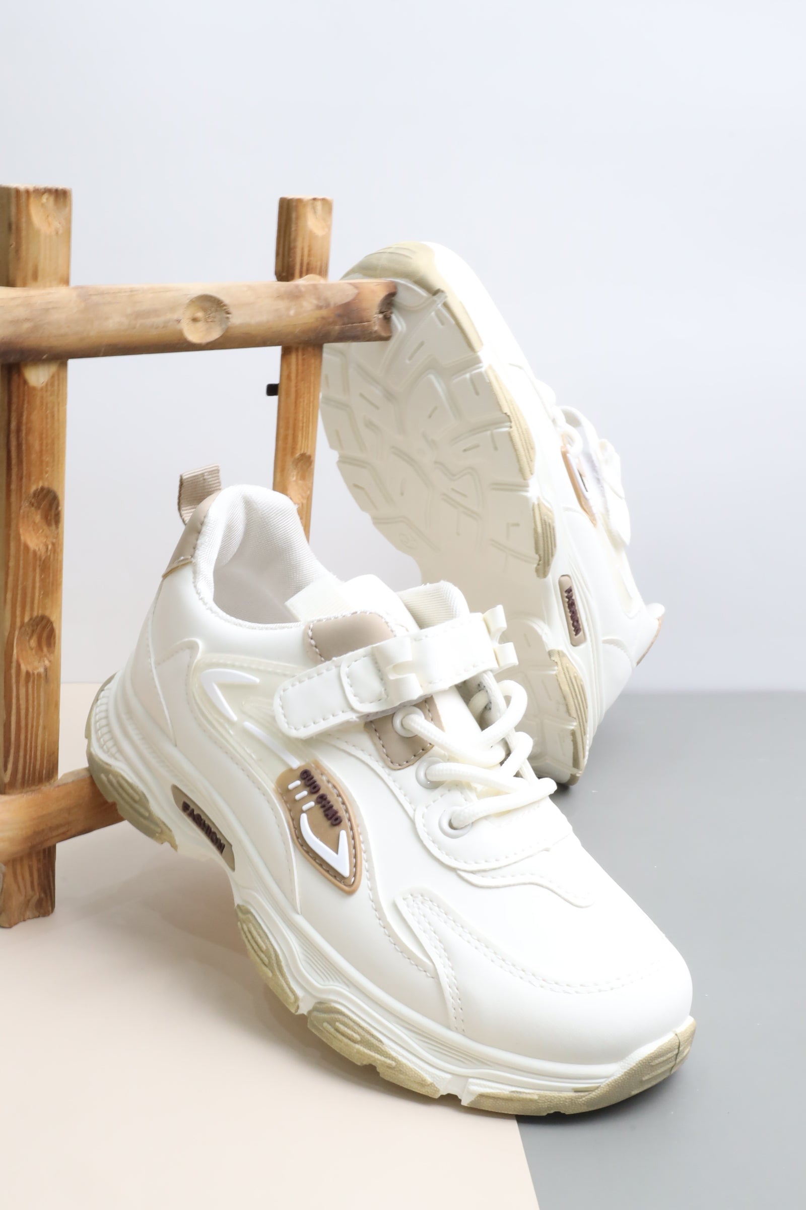 حذاء ولادي 11553