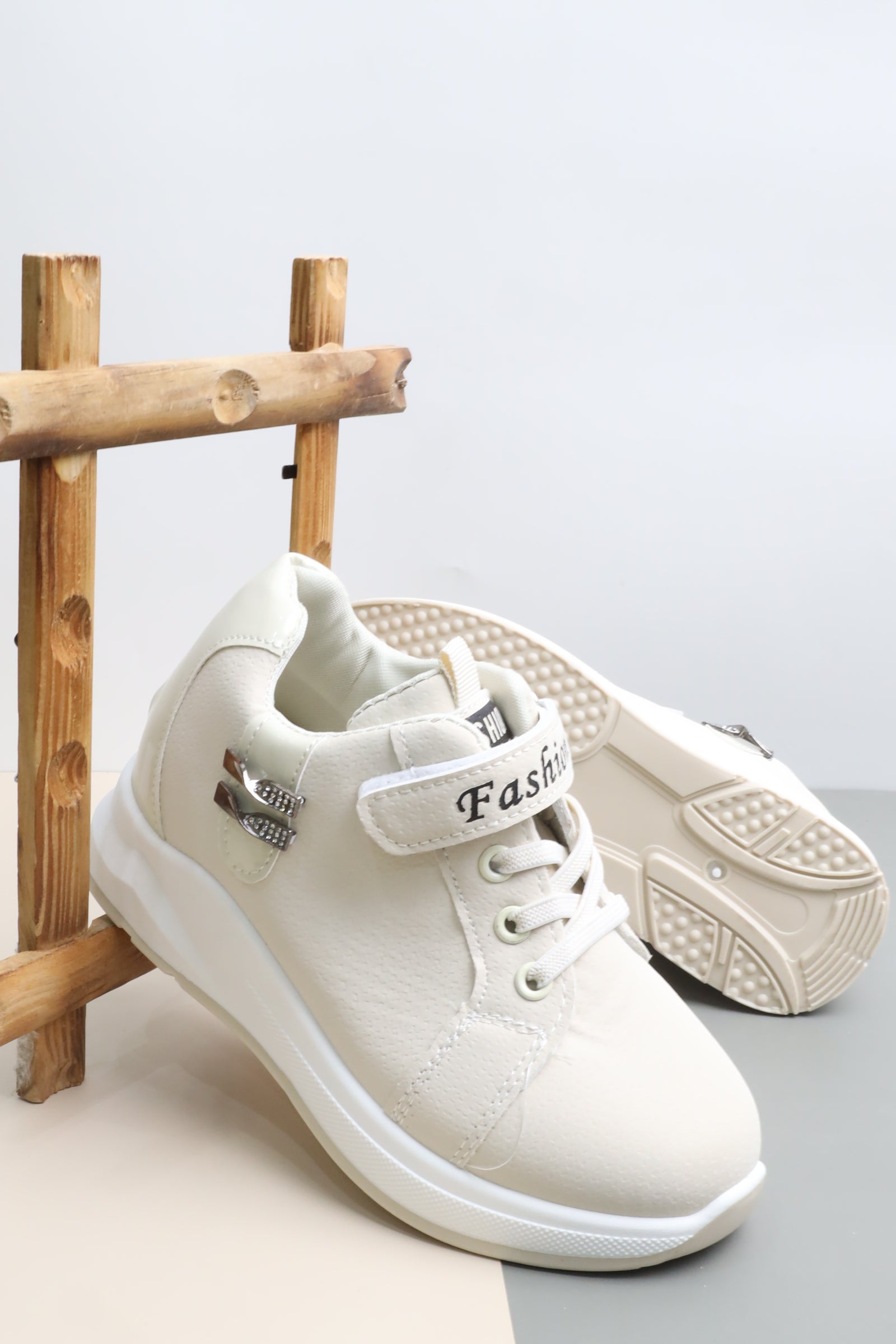 حذاء بناتي 12-830