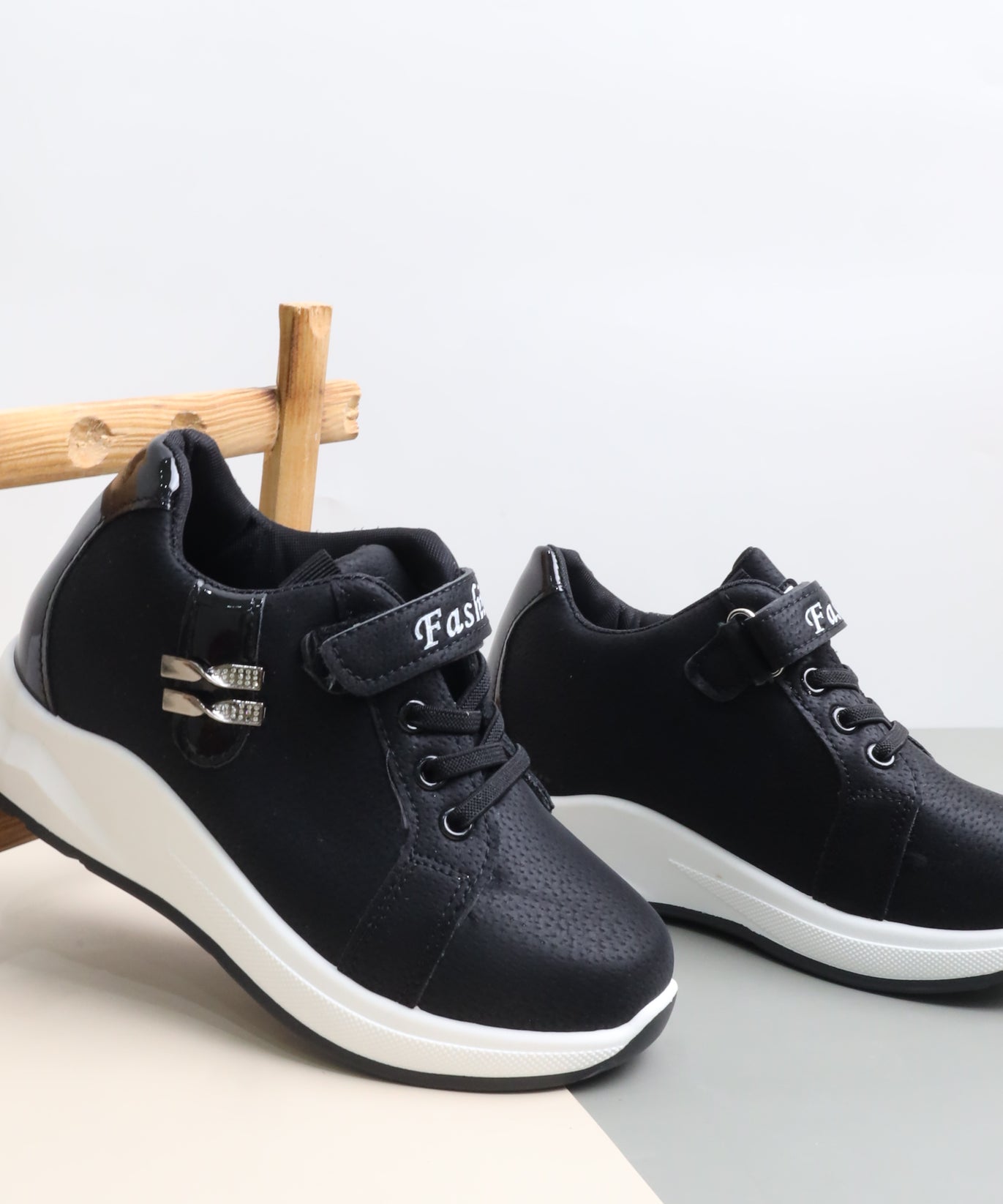 حذاء بناتي 12-830