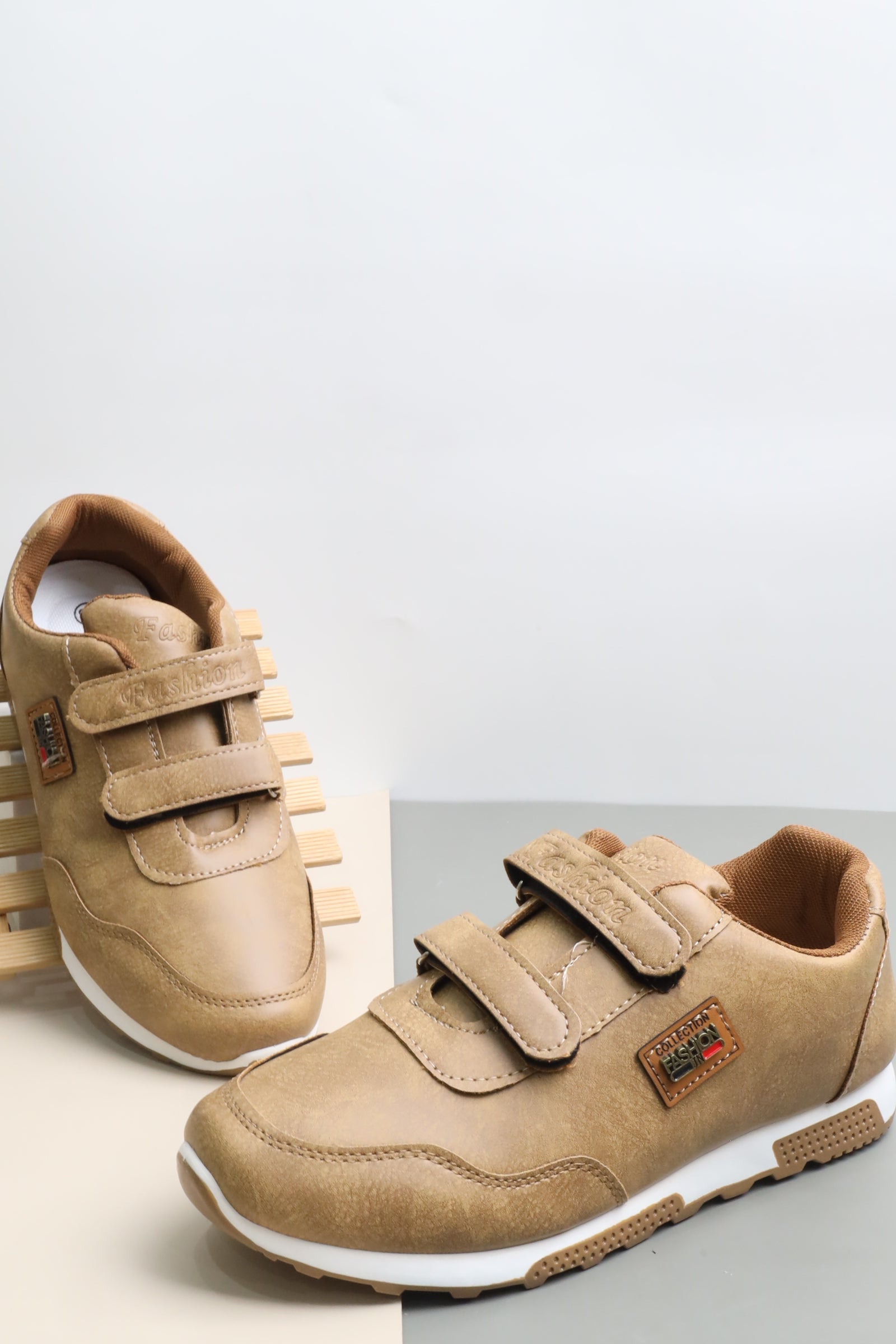 حذاء رياضي نسائي 171-820