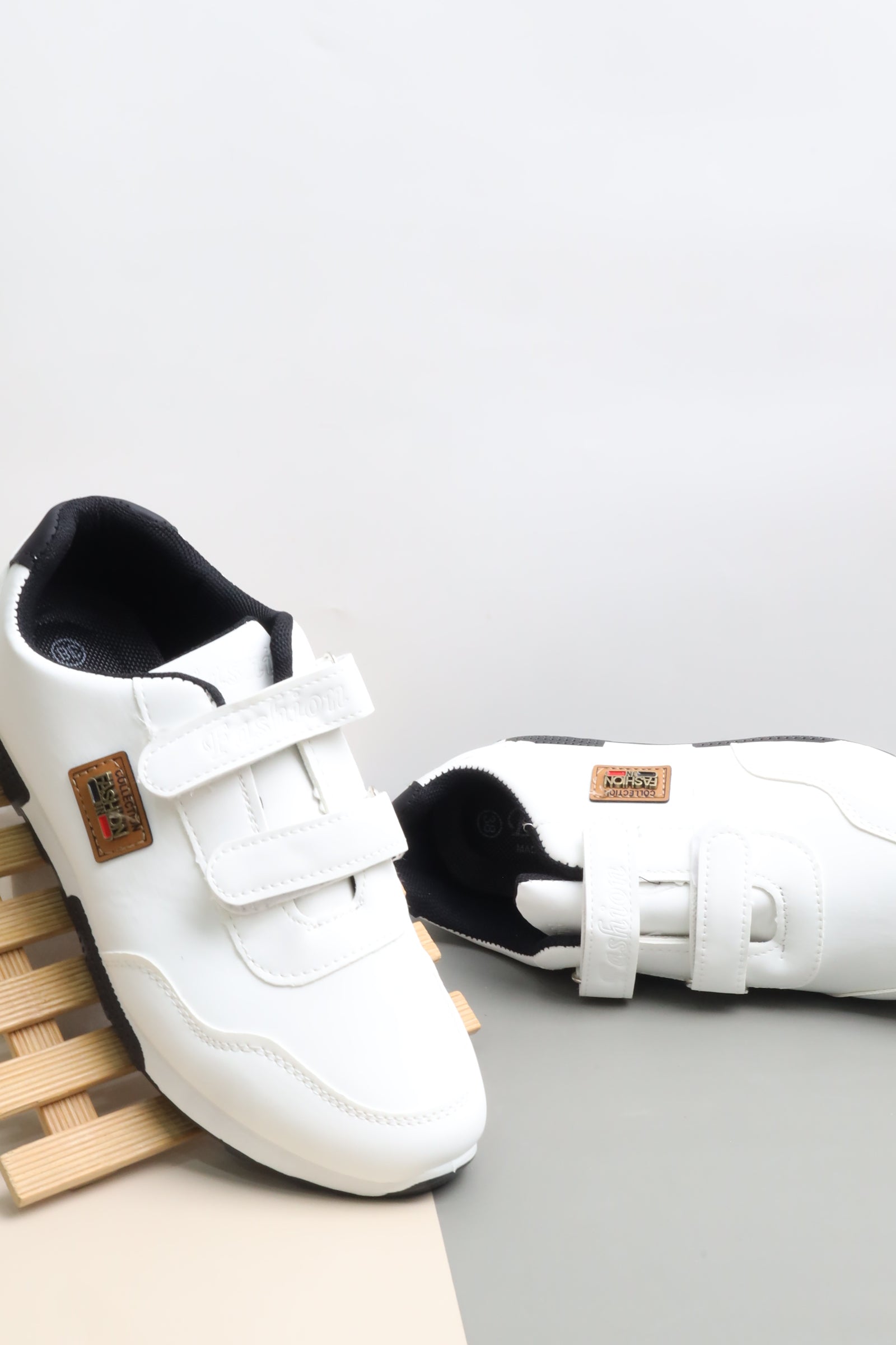 حذاء رياضي نسائي 171-820