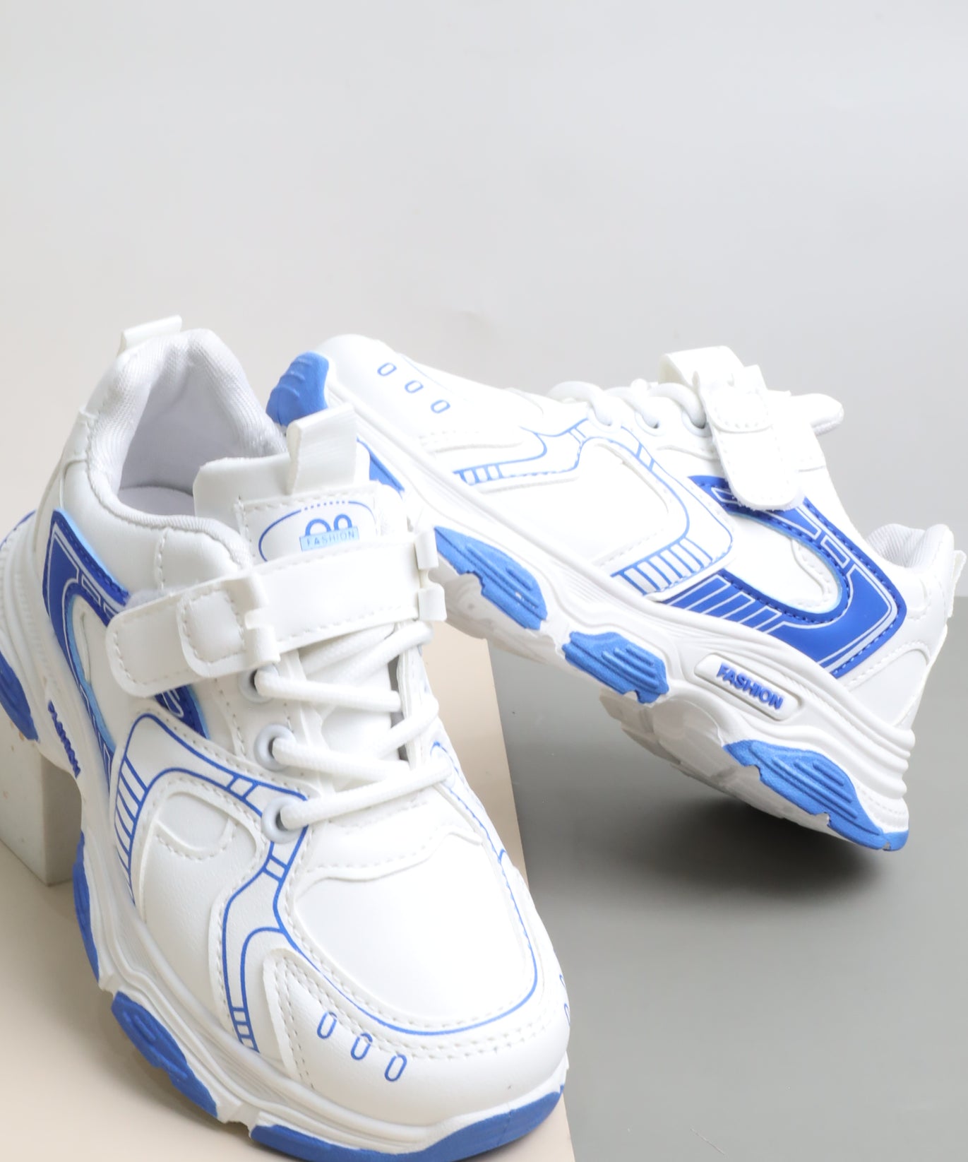 حذاء أطفالي 11551