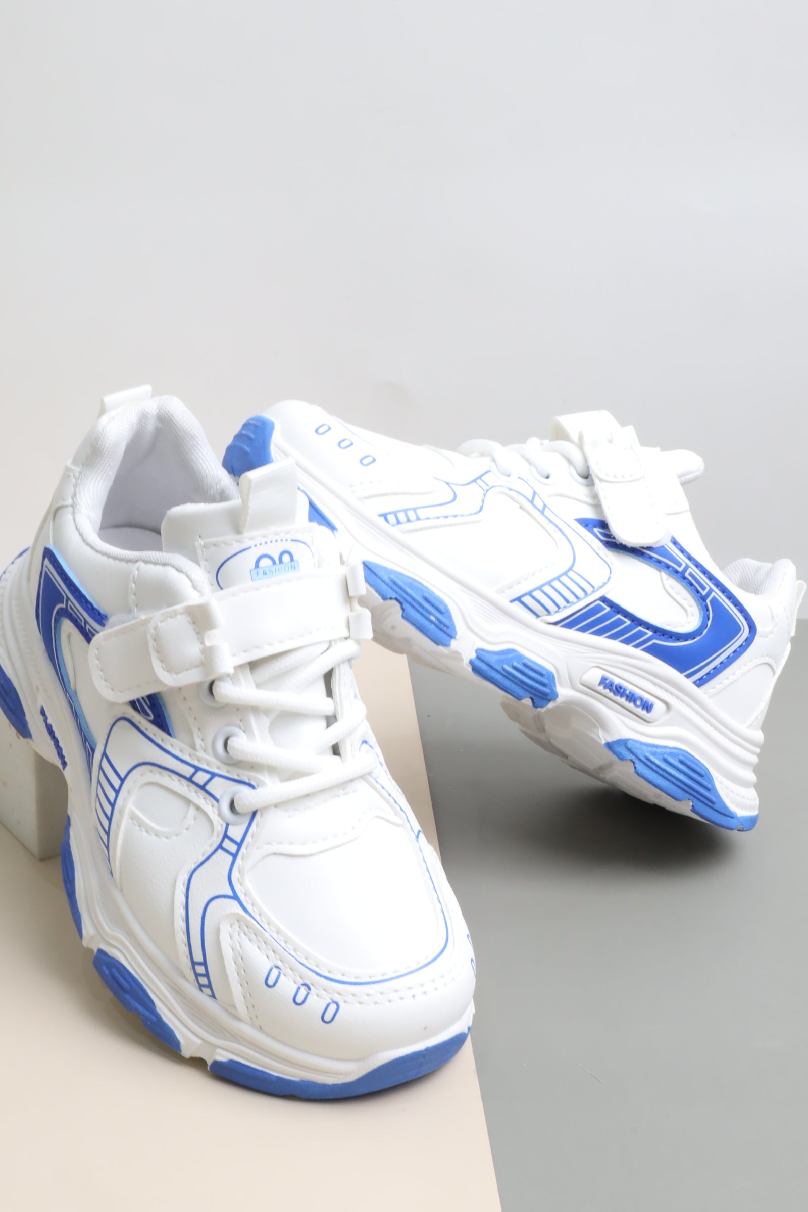 حذاء أطفالي 11551