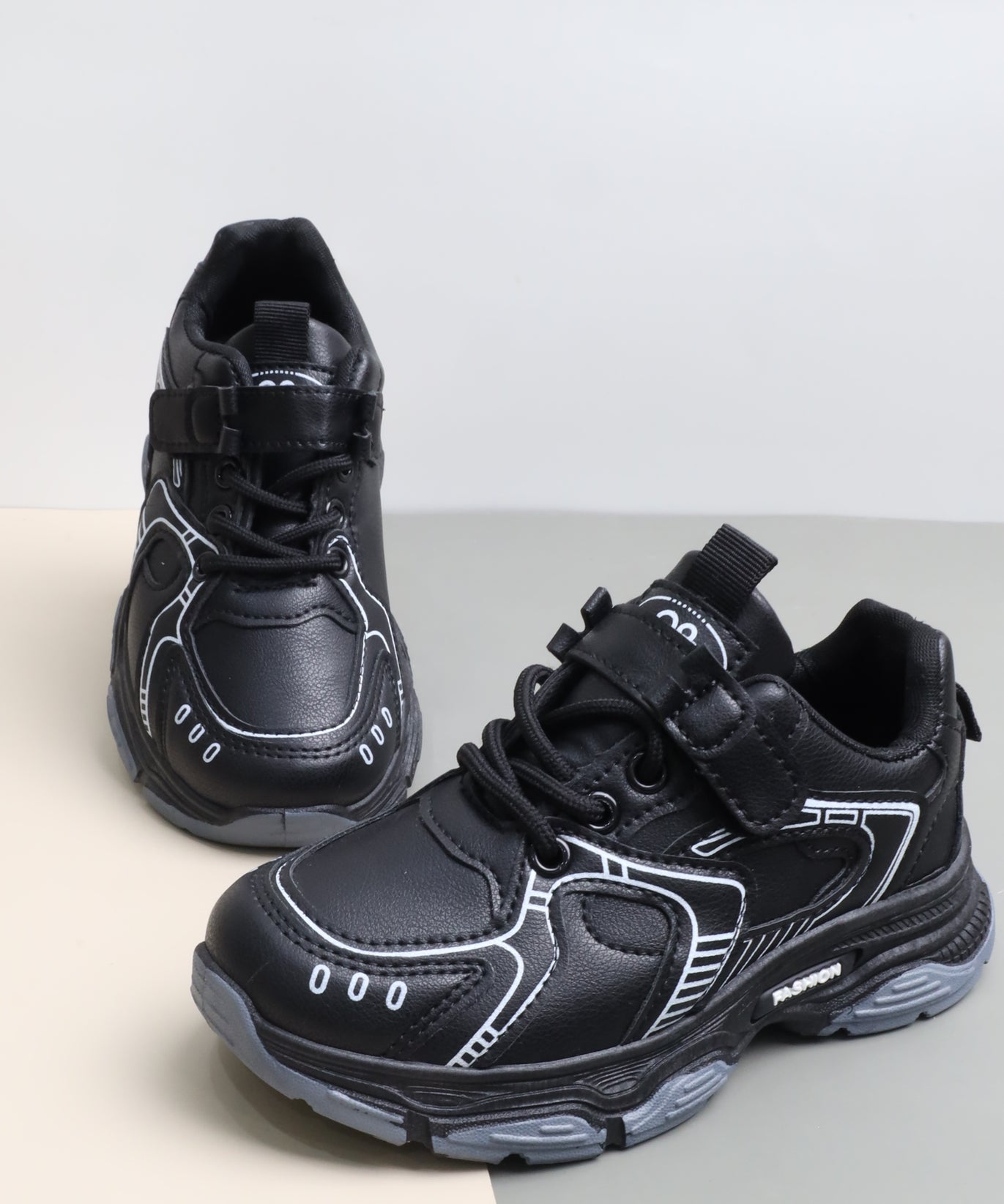 حذاء أطفالي 11551