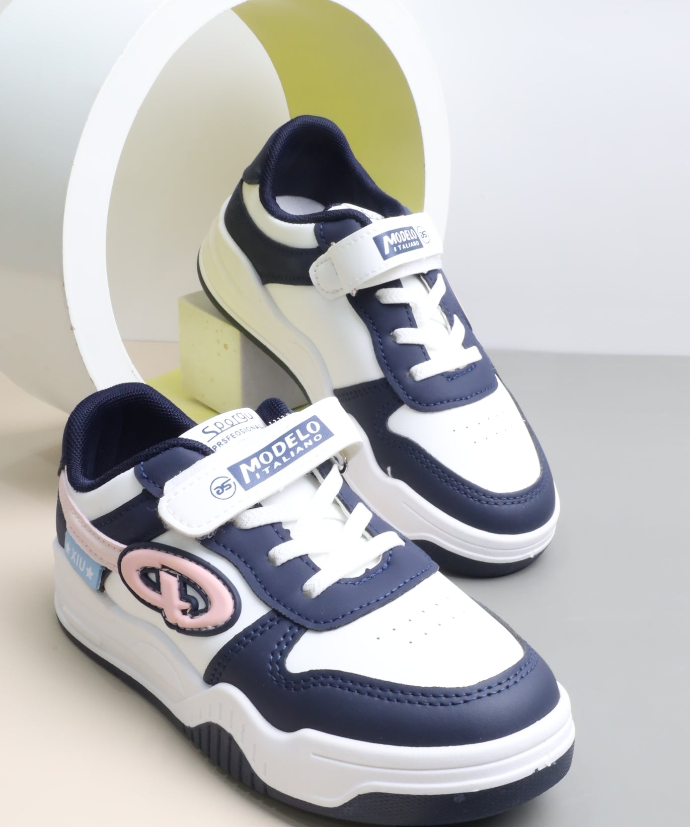 حذاء بناتي 12901