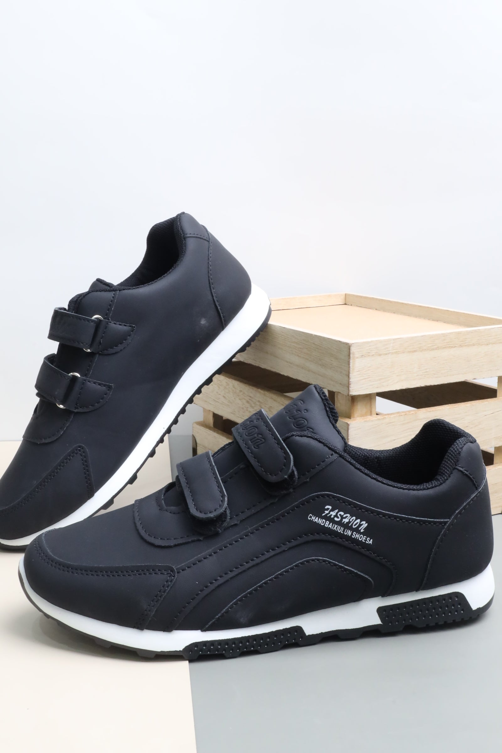 حذاء رياضي نسائي 172-820