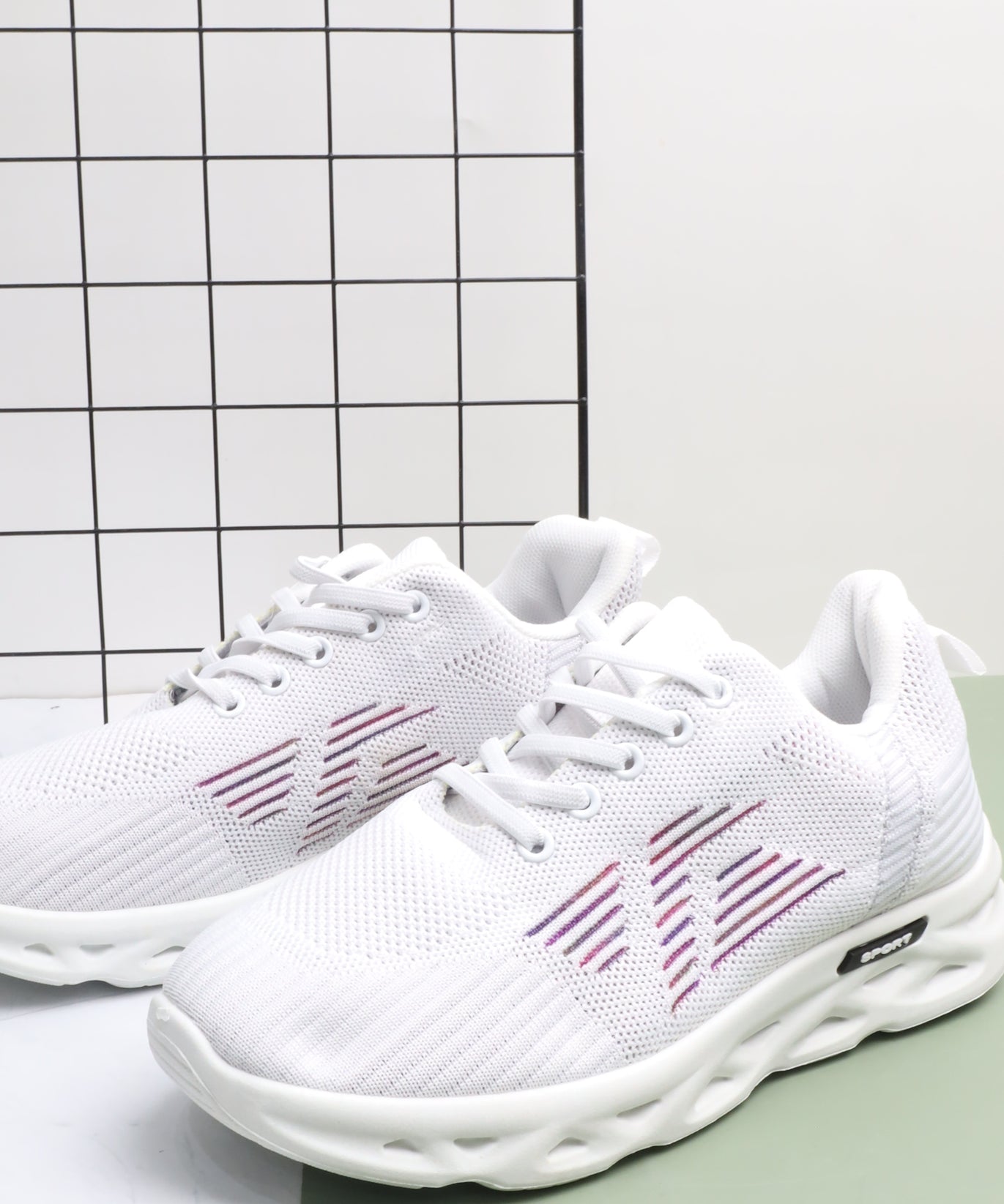 SZ-242 حذاء رياضي نسائي