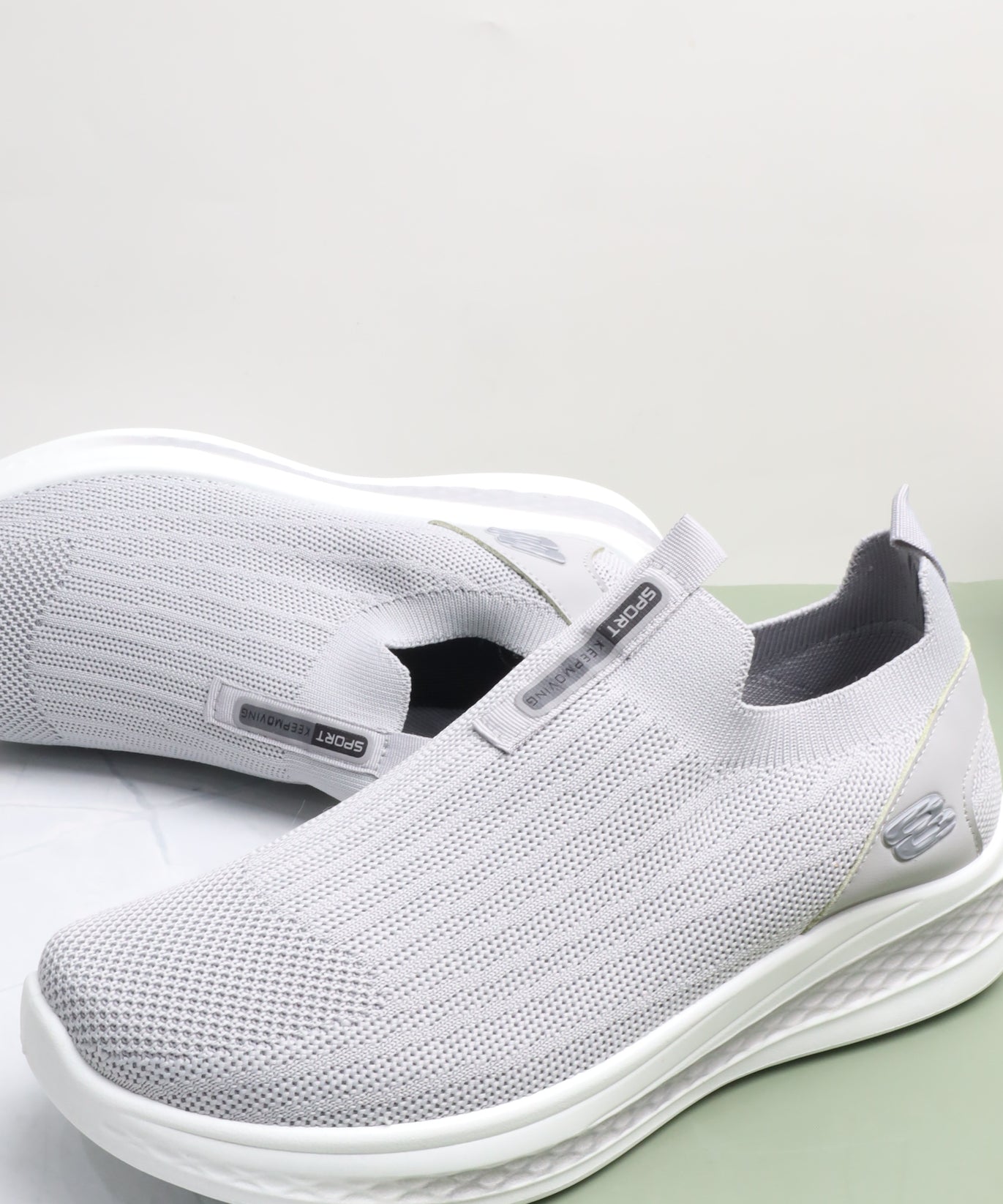 7585 حذاء رياضي رجالي