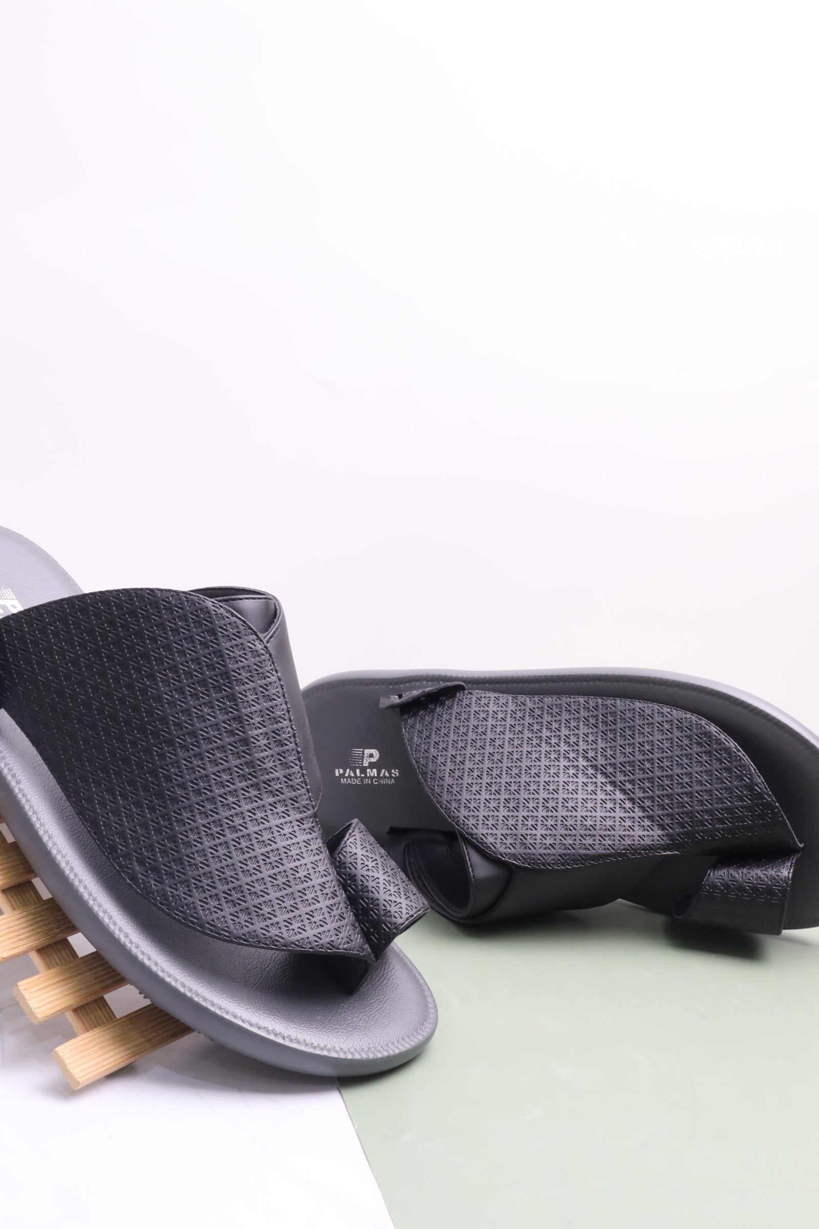 صندل رجالي 7458