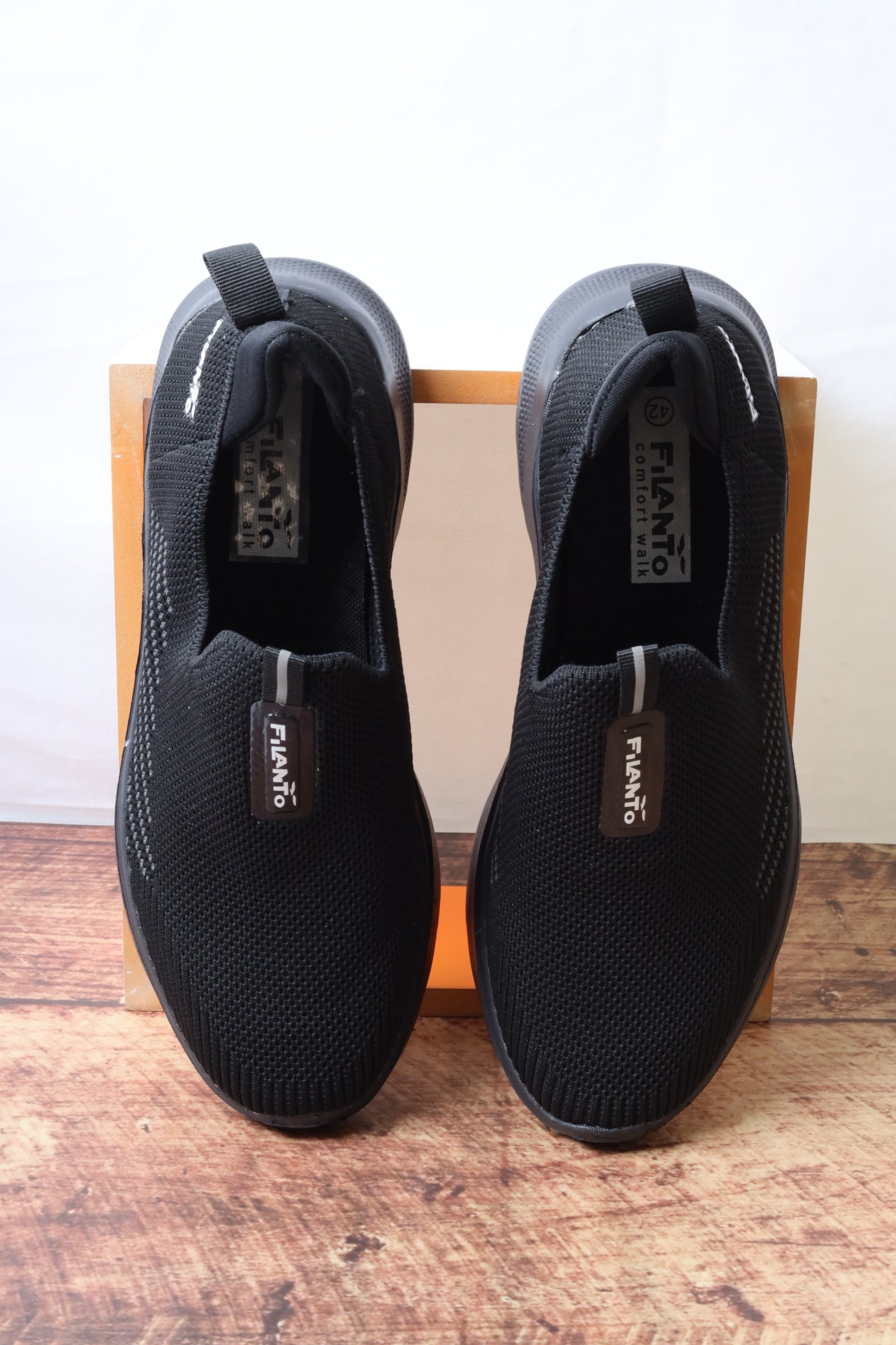 حذاء رياضي رجالي 16001