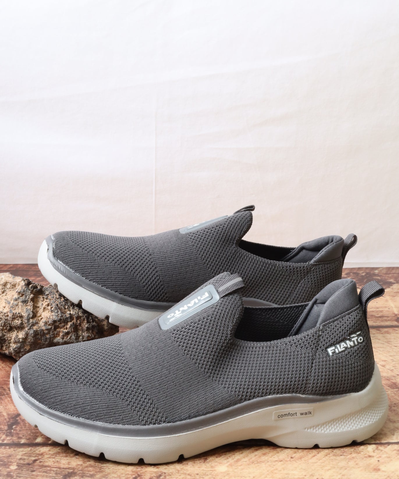 حذاء رياضي رجالي 16003