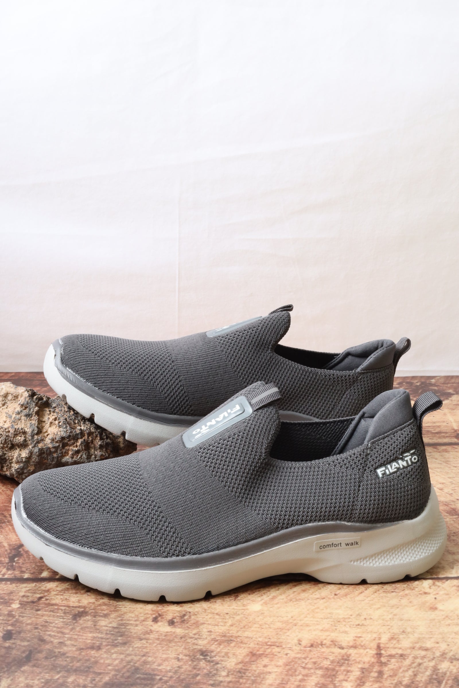 حذاء رياضي رجالي 16003