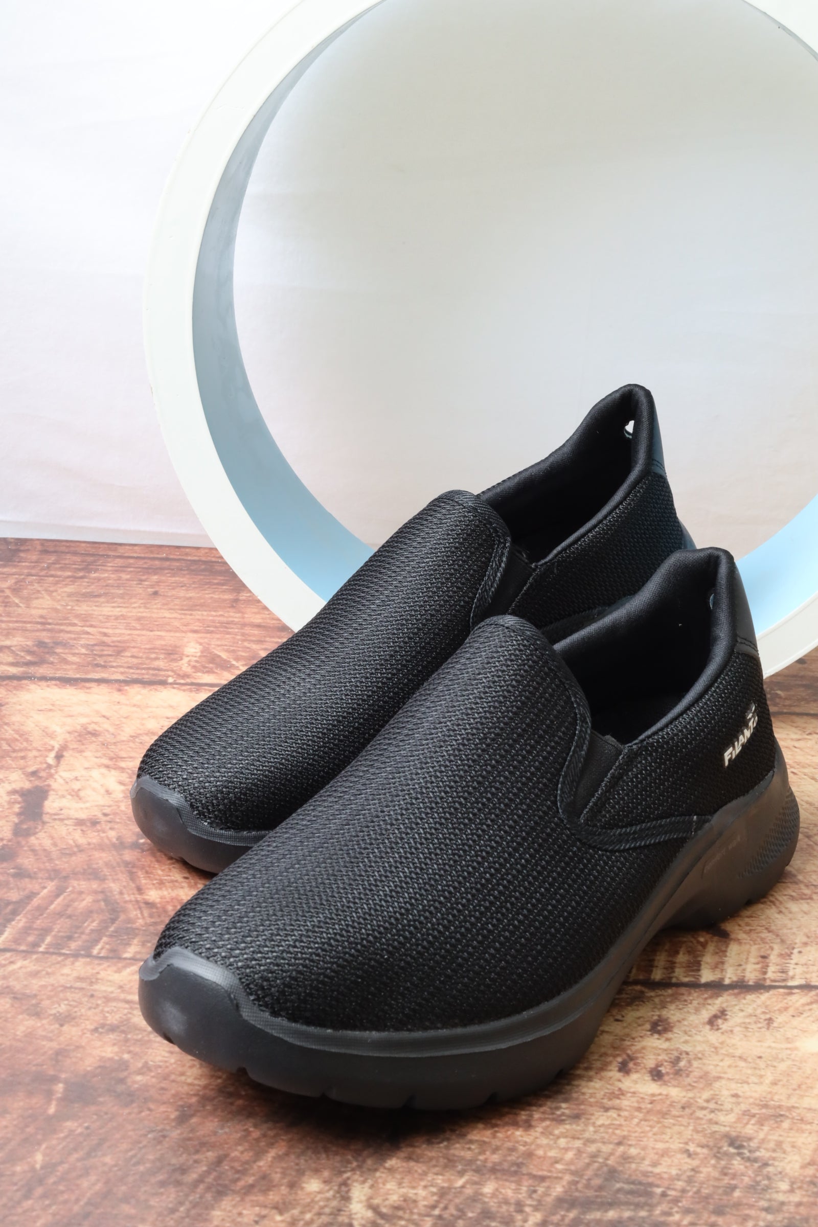 حذاء رياضي رجالي 16008