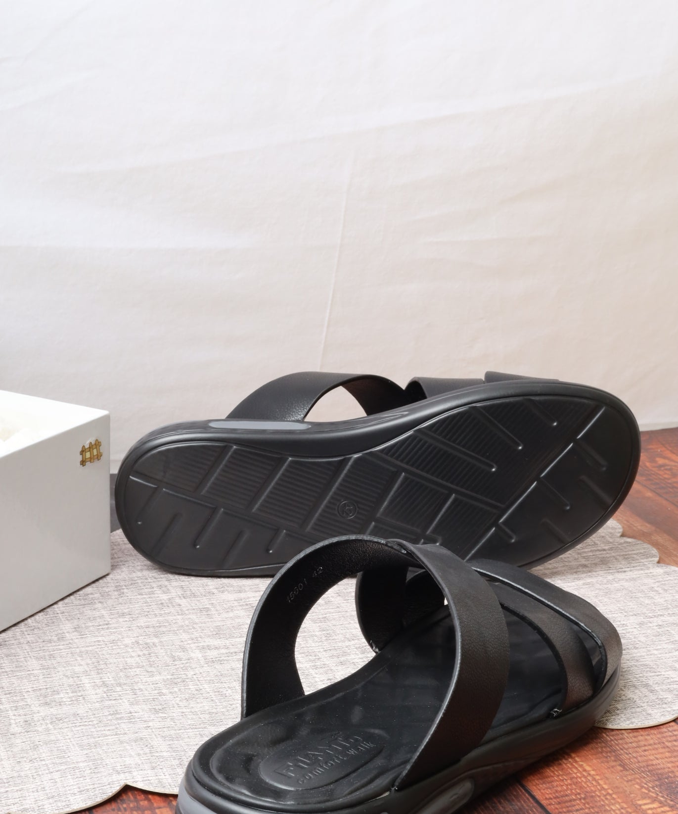 صندل رجالي 15601