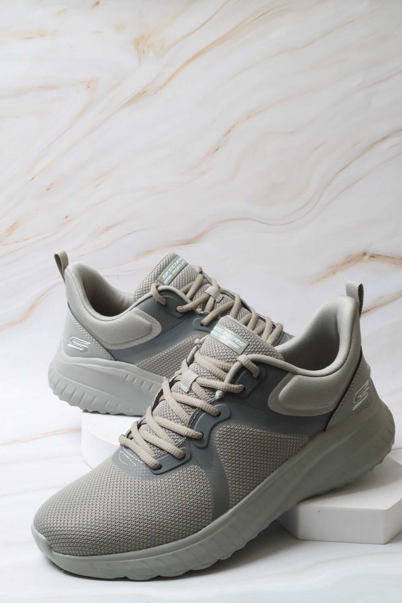 سكيتشرز رجالي بوبس سكواد 118035