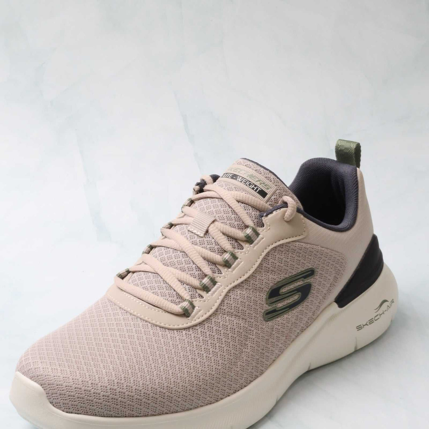 SKECHERS AIR DYNAMIGHT 2.0 MEN 232971 