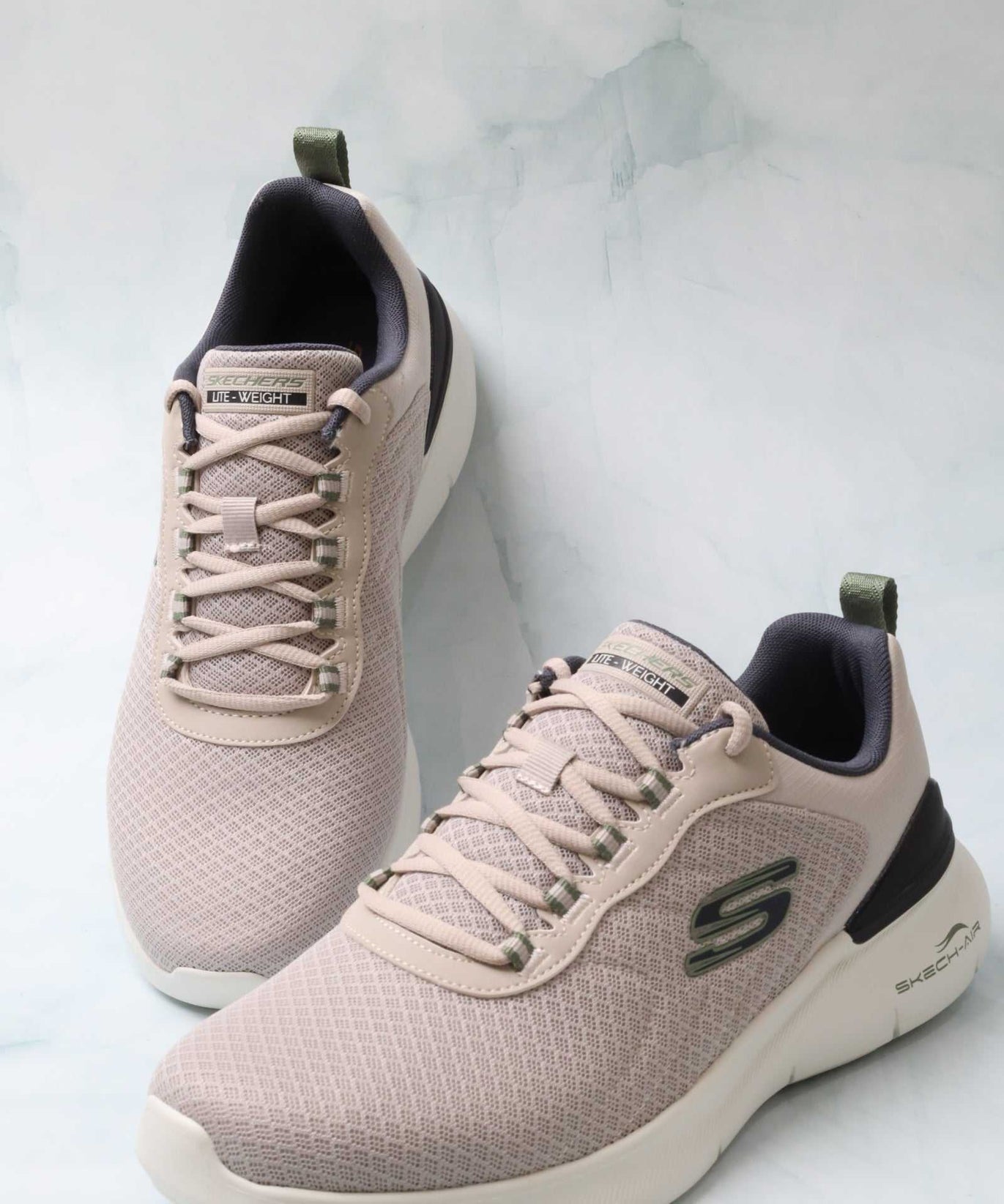 سكيتشرز رجالي اير ديناميت 232971