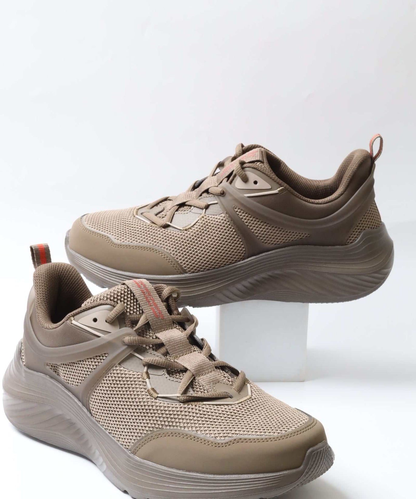 سكيتشرز رجالي بوبس سكواد 118221